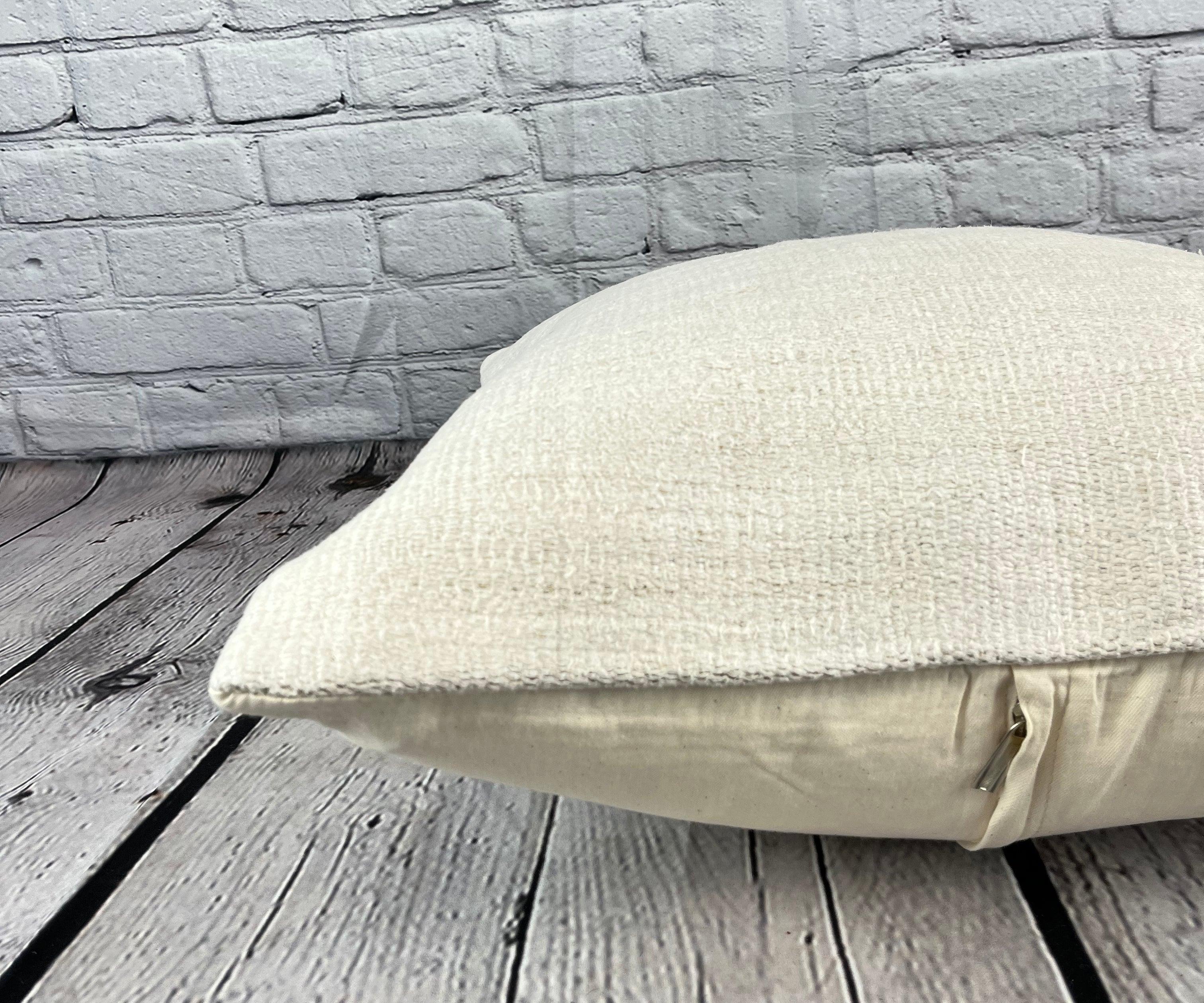 Noué à la main Coussin de coussin turc à ourlet 20 x 20, blanc naturel grisâtre, couvercle n° 6530 en vente