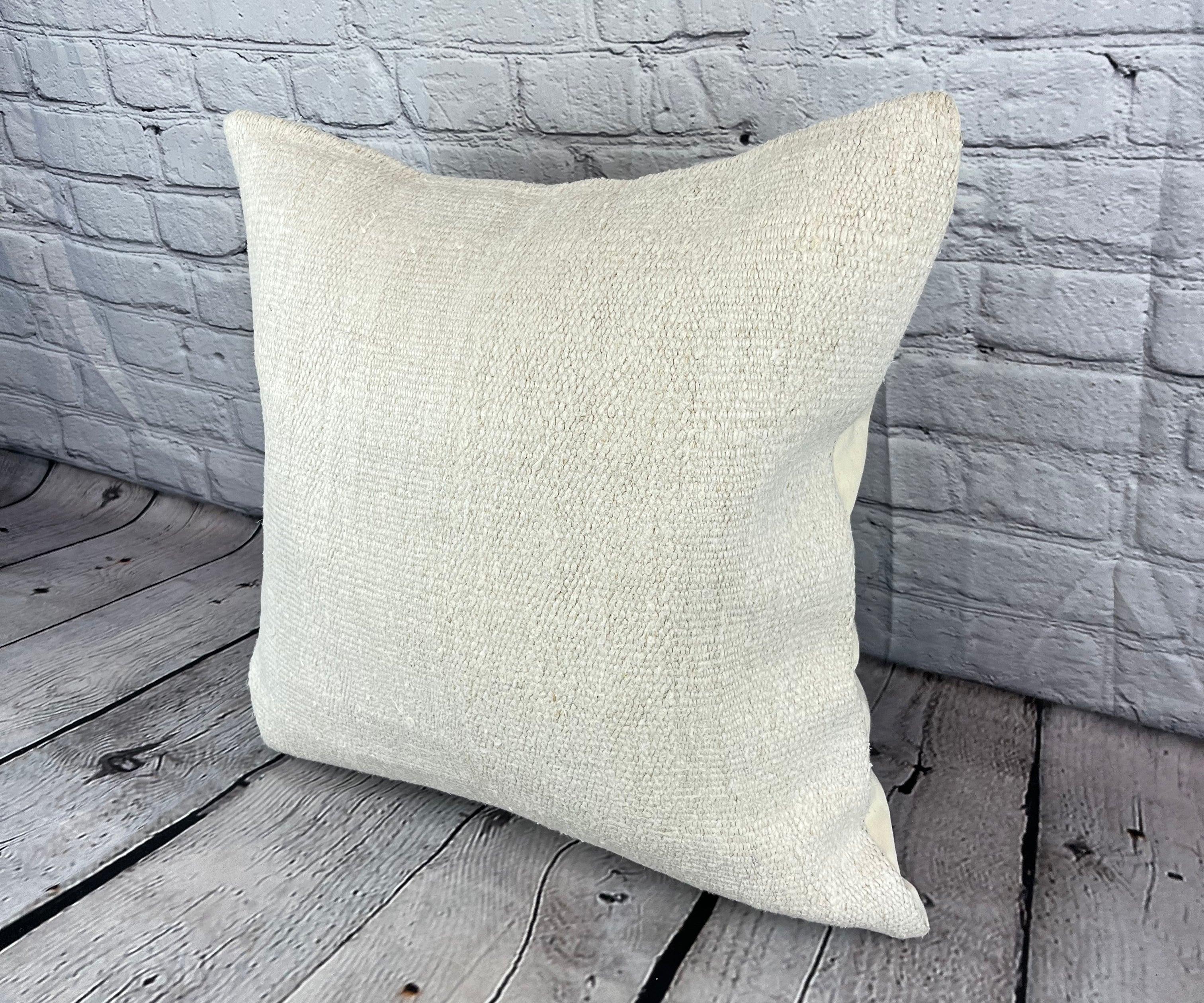 20 x 20 Hanf-Kissen Türkisches Kissen Natürliches Grau-Weißes Kissen Kissenbezug #6540 Werten Sie Ihr Zuhause mit unserem Hanf-Kissen Türkisches Kissen auf. Dieser exquisite, sorgfältig handgewebte Kissenbezug verleiht jedem Raum einen Hauch von