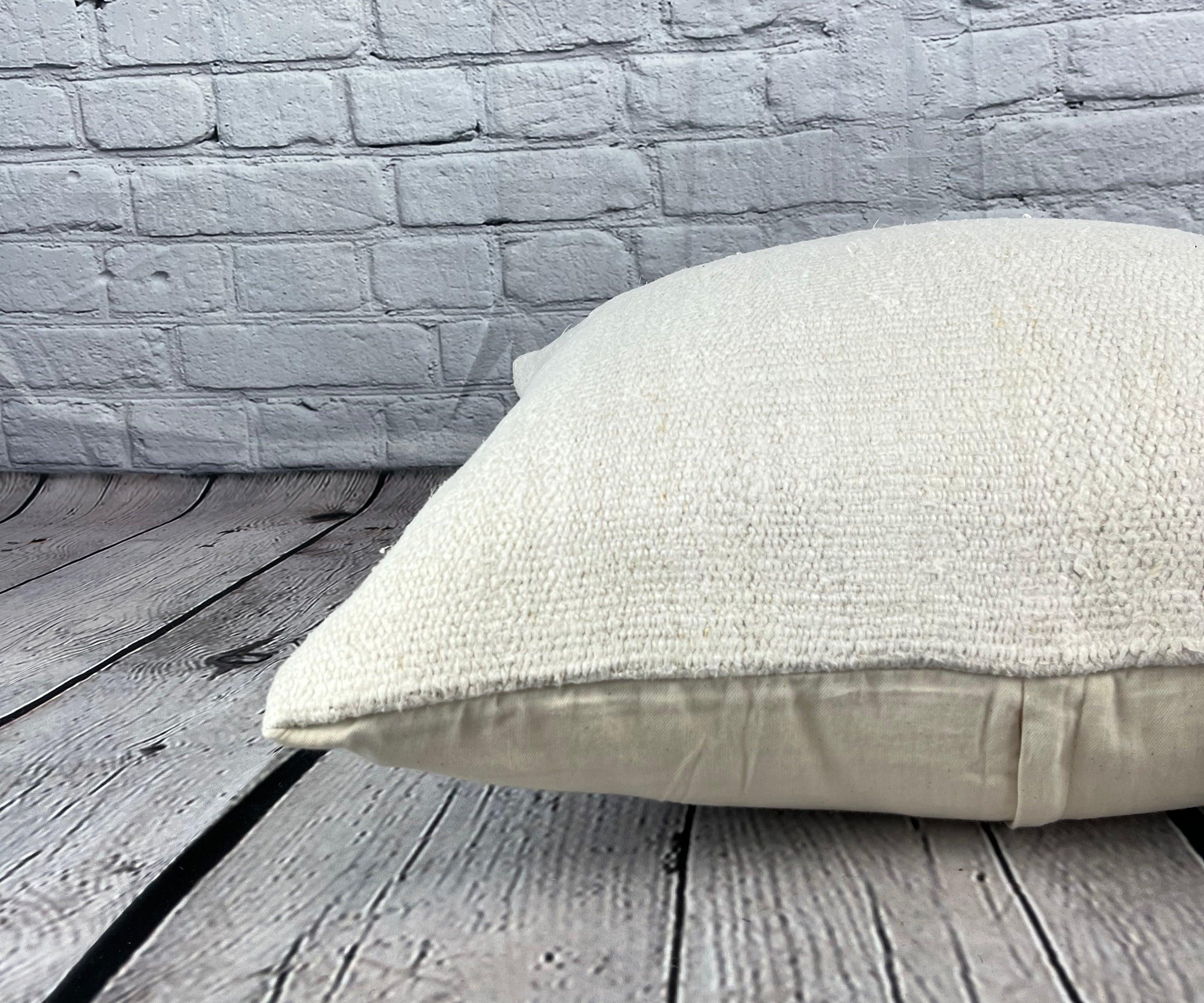 20 x 20 Hemp Türkisches Kissen, natürliches grauweißes Kissen mit Kissenbezug #6540 im Zustand „Neu“ im Angebot in Houston, TX