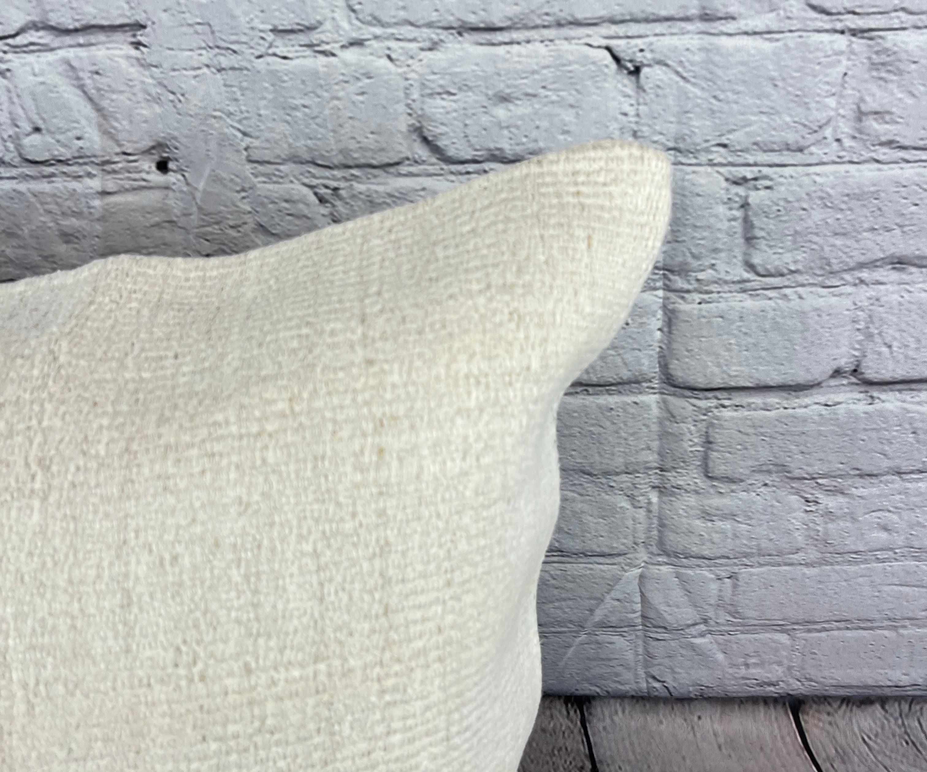 Turc Coussin de coussin turc à ourlet 20 x 20, blanc naturel grisâtre, couvercle de coussin n°6556 en vente