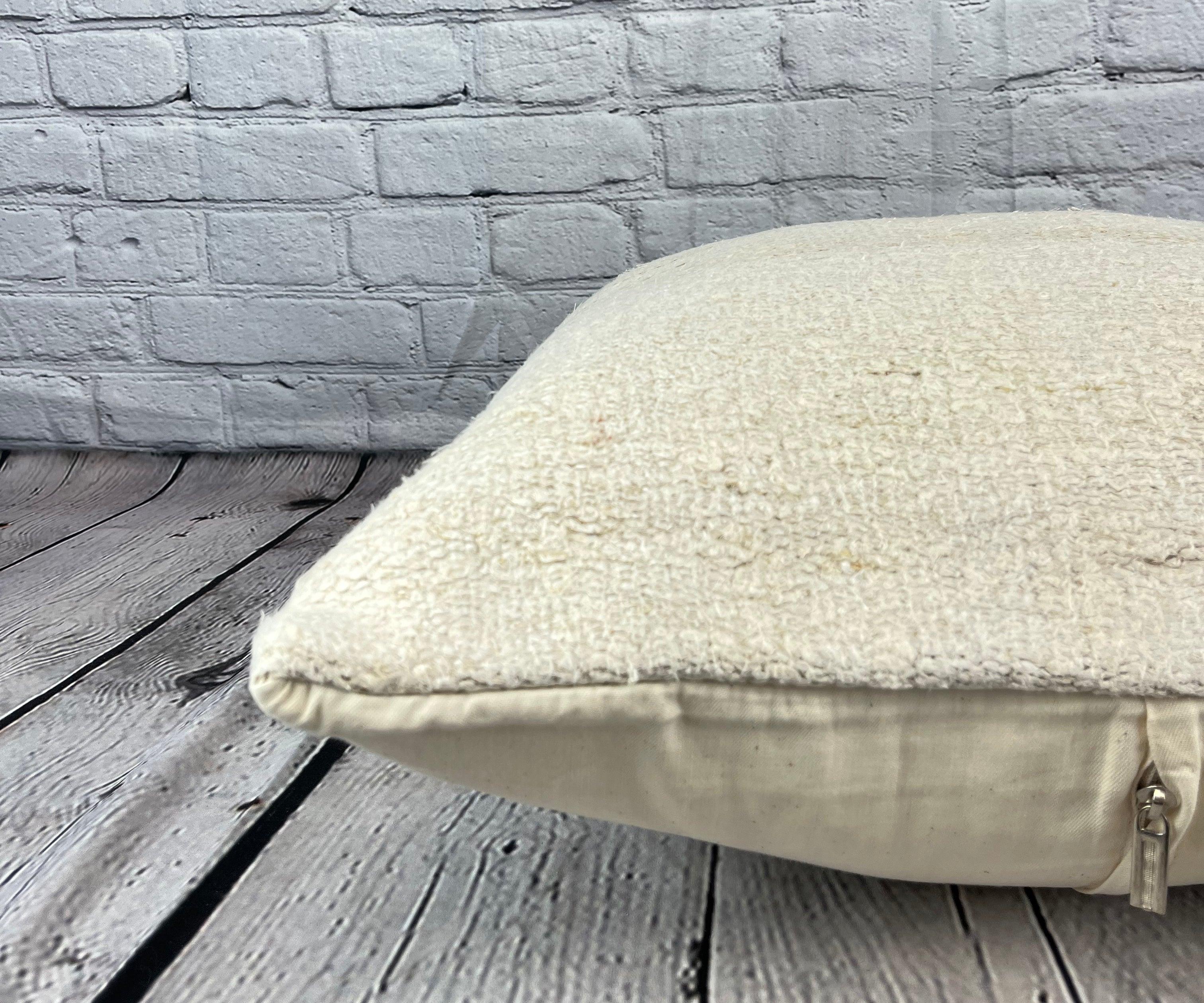20 x 20 Hemp Türkisches Kissen, natürliches grauweißes Kissen-Kissenbezug #6567 im Zustand „Neu“ im Angebot in Houston, TX
