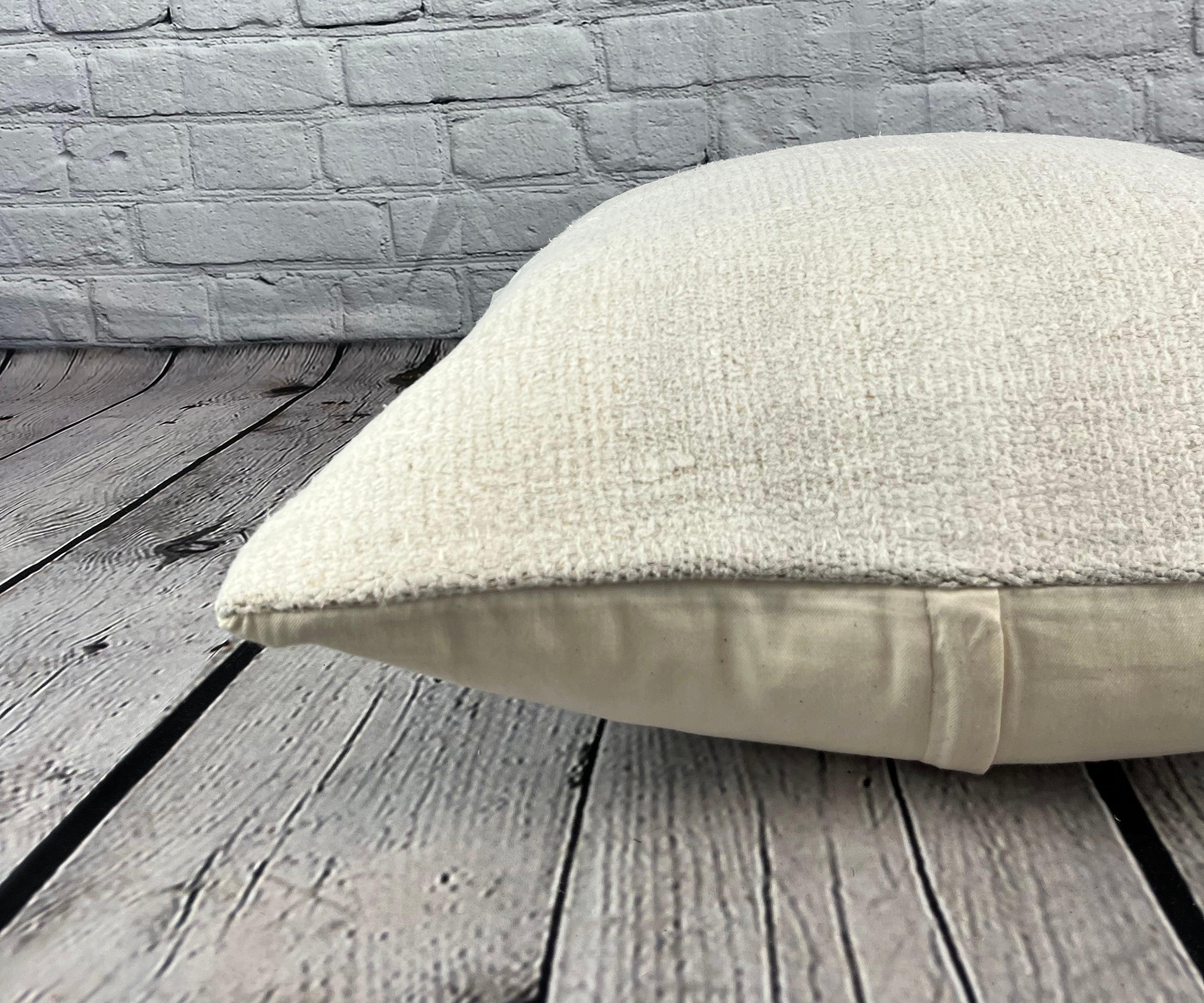 Noué à la main Coussin de coussin turc à ourlet 20 x 20, blanc naturel grisâtre, couvercle n° 6569 en vente