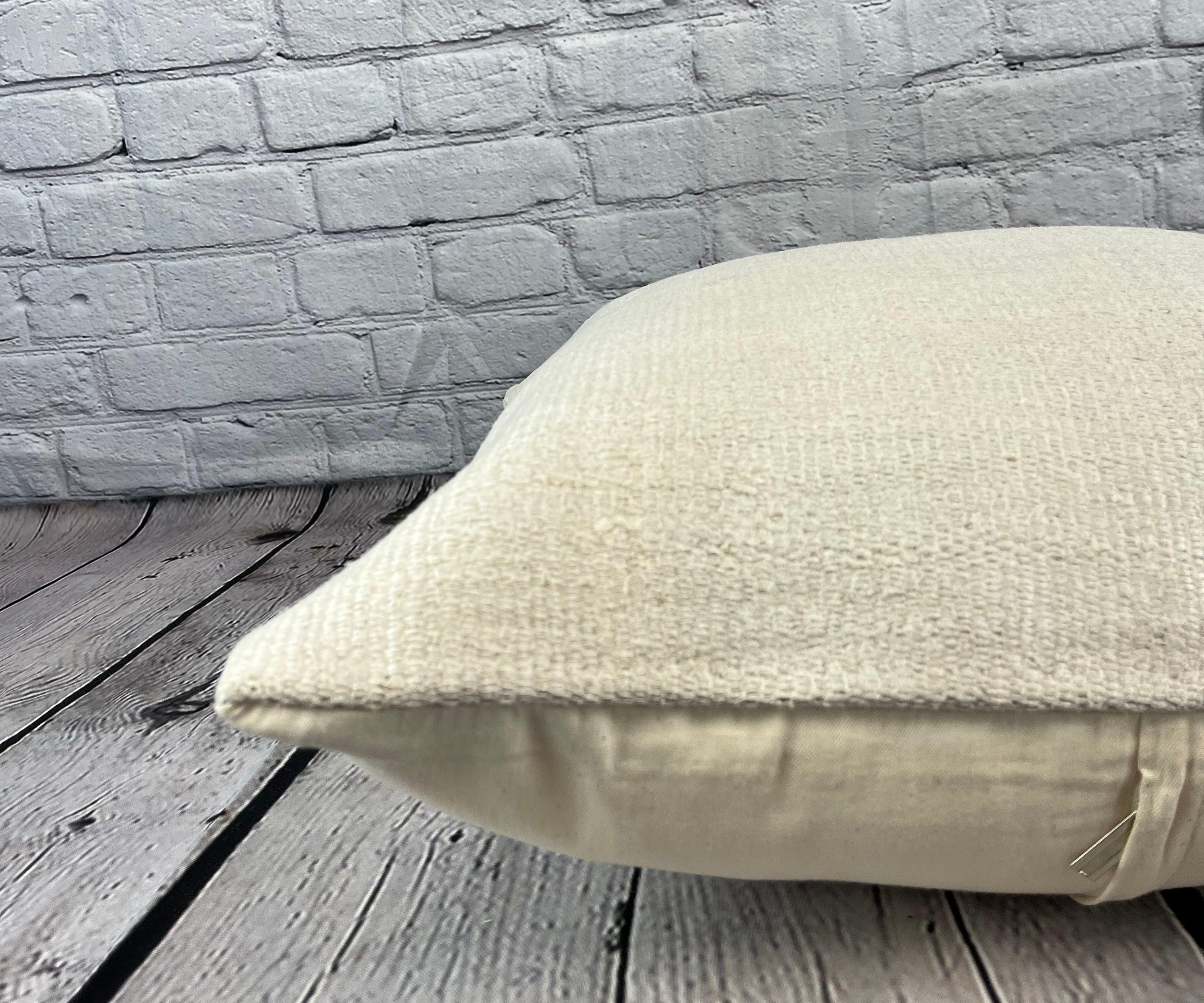 Noué à la main Coussin de coussin turc à ourlet 20 x 20, blanc naturel grisâtre, couvercle de coussin n°6571 en vente