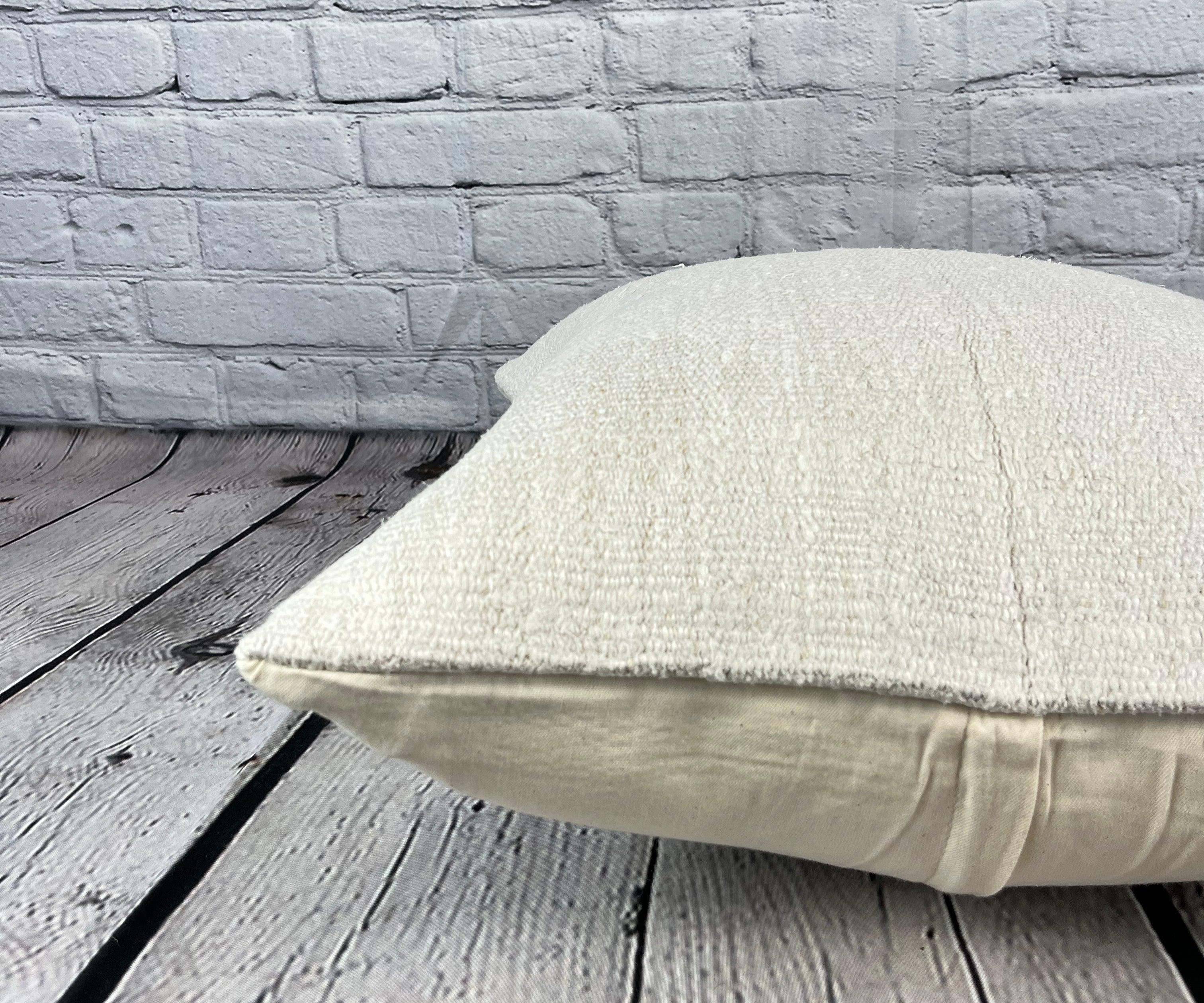 Noué à la main Coussin de coussin turc à ourlet 20 x 20, blanc naturel grisâtre, couvercle de coussin n°6581 en vente