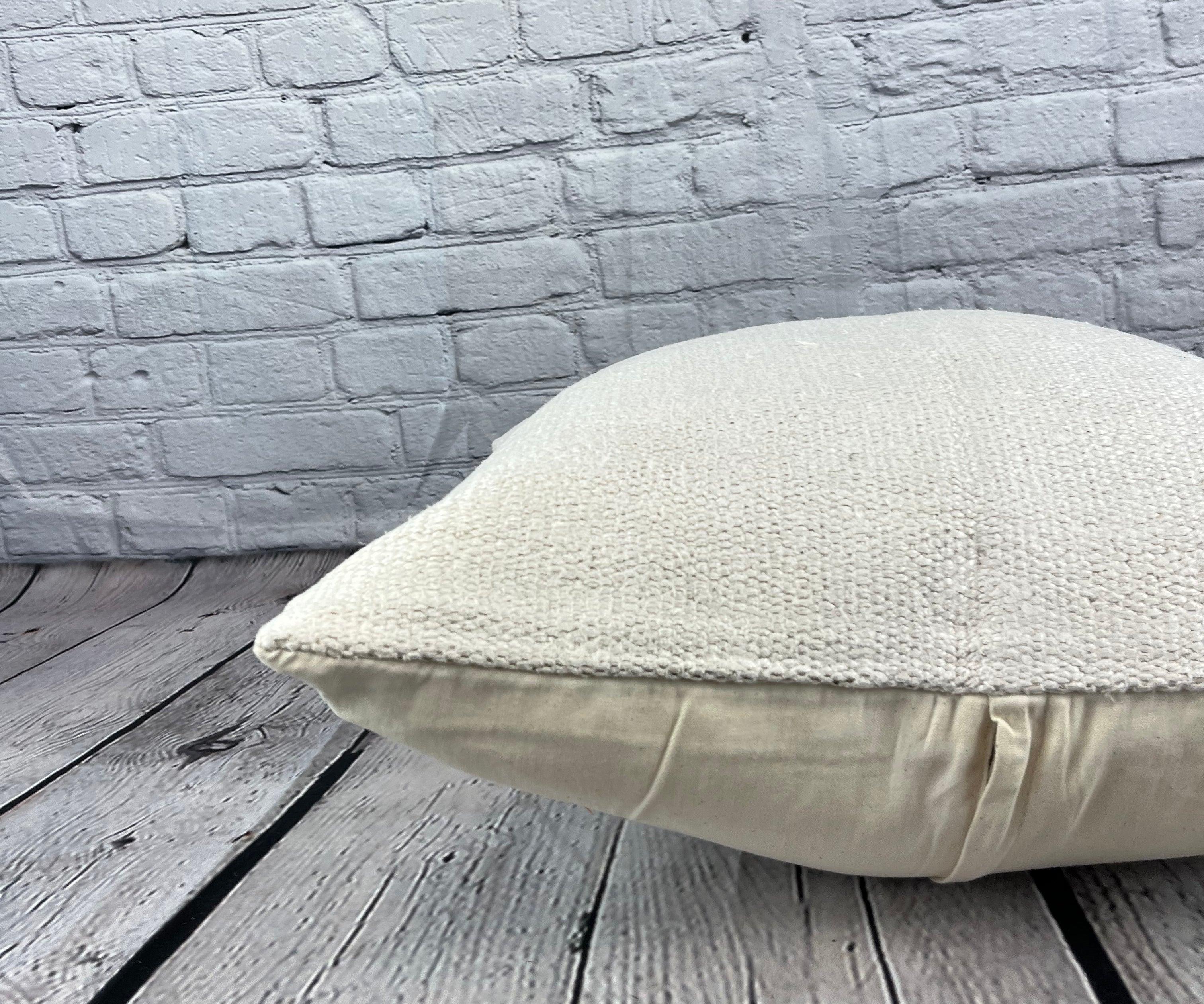 20 x 20 Hemp Türkisches Kissen, natürliches grauweißes Kissen, Kissenbezug #6593 im Zustand „Neu“ im Angebot in Houston, TX