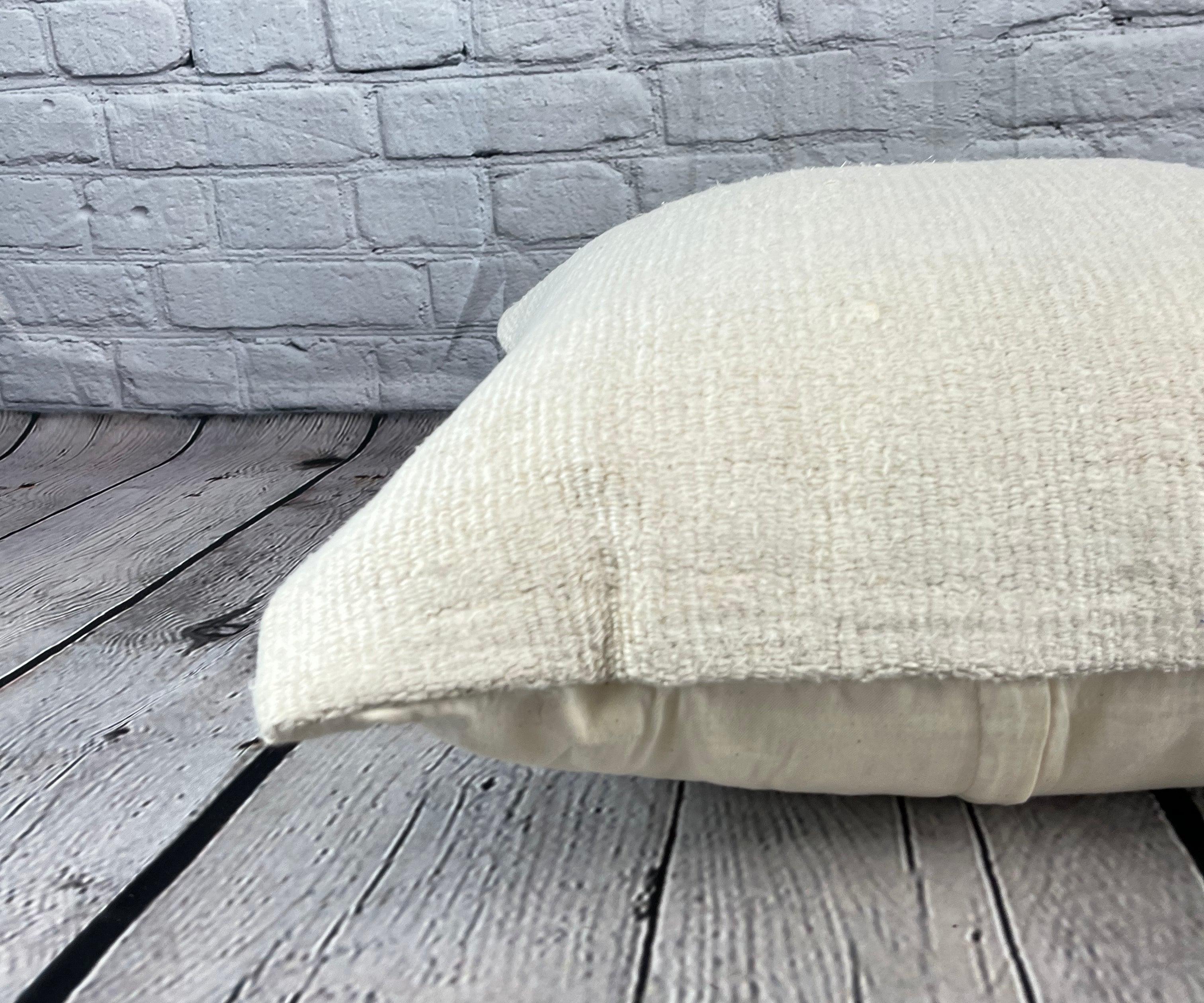 20 x 20 Hemp Turkish Cushion Natural Grayish White Pillow Cushion Cover #6594 In New Condition For Sale In Houston, TX