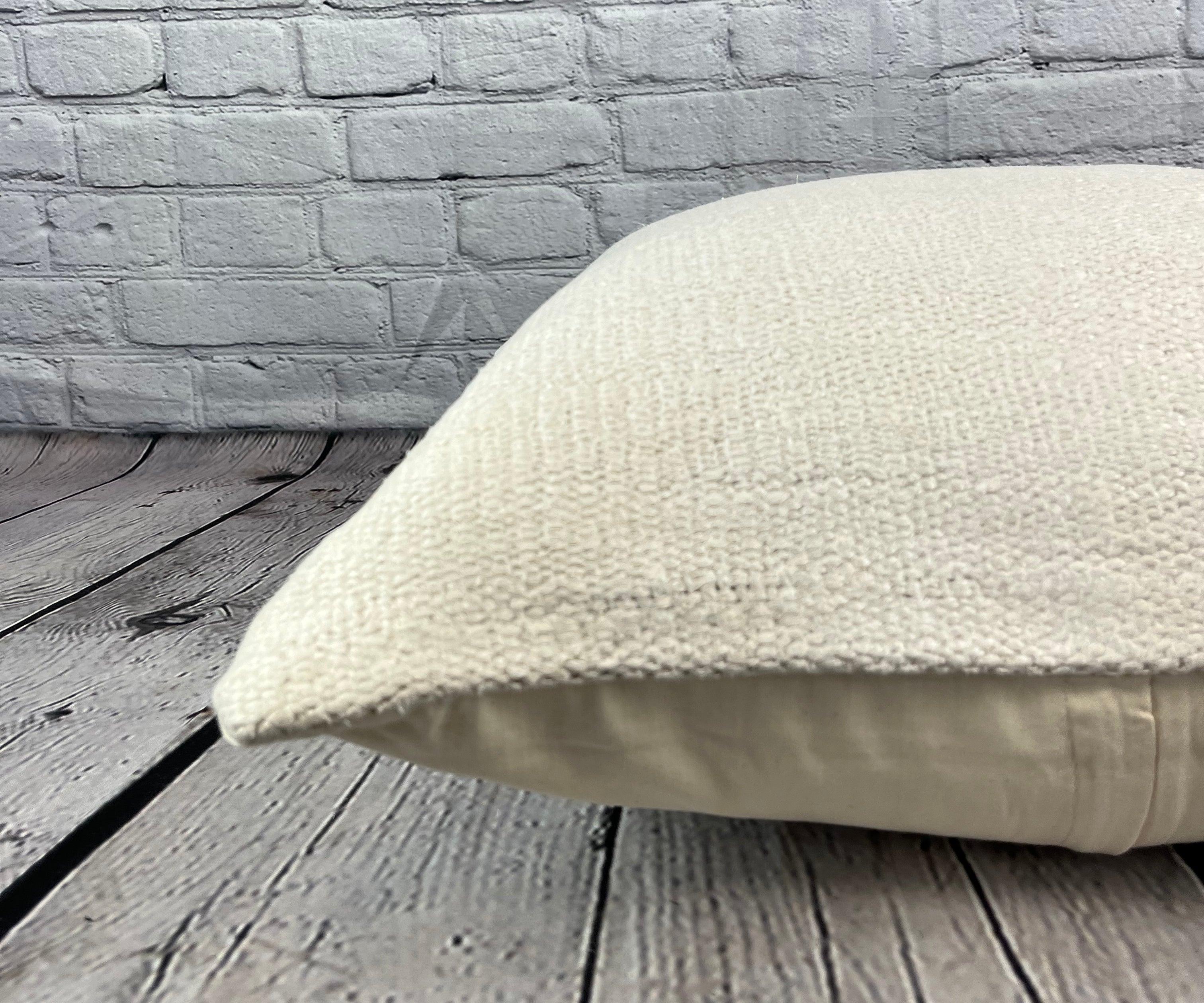 20 x 20 Hemp Türkisches Kissen, natürliches grauweißes Kissen, Kissenbezug #6608 im Zustand „Neu“ im Angebot in Houston, TX