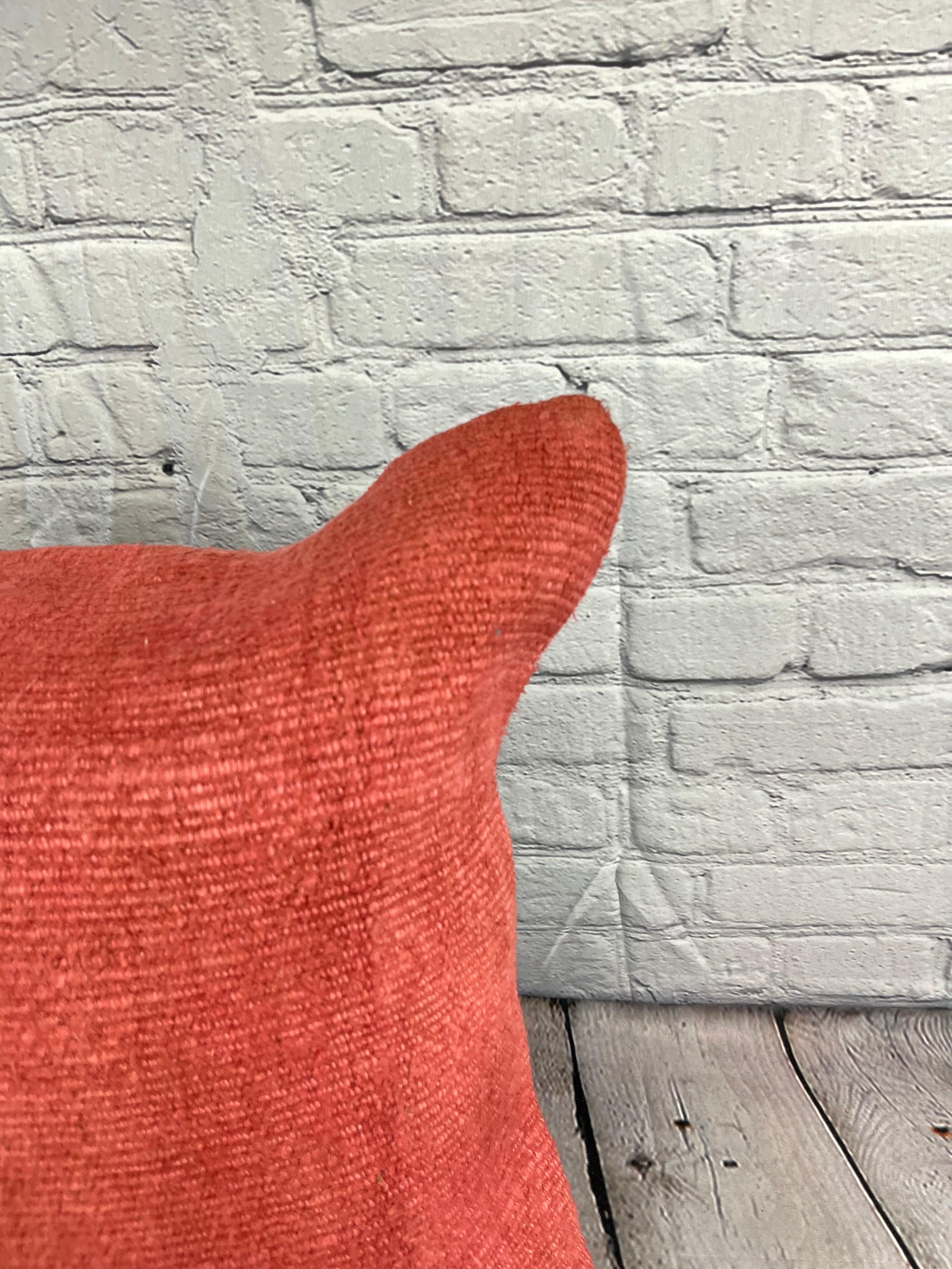 20 x 20 Hemp Türkisches Kissen, natürliches rosa-rotes Kissen, Kissen-Kissenbezug #6458 (Handgeknüpft) im Angebot