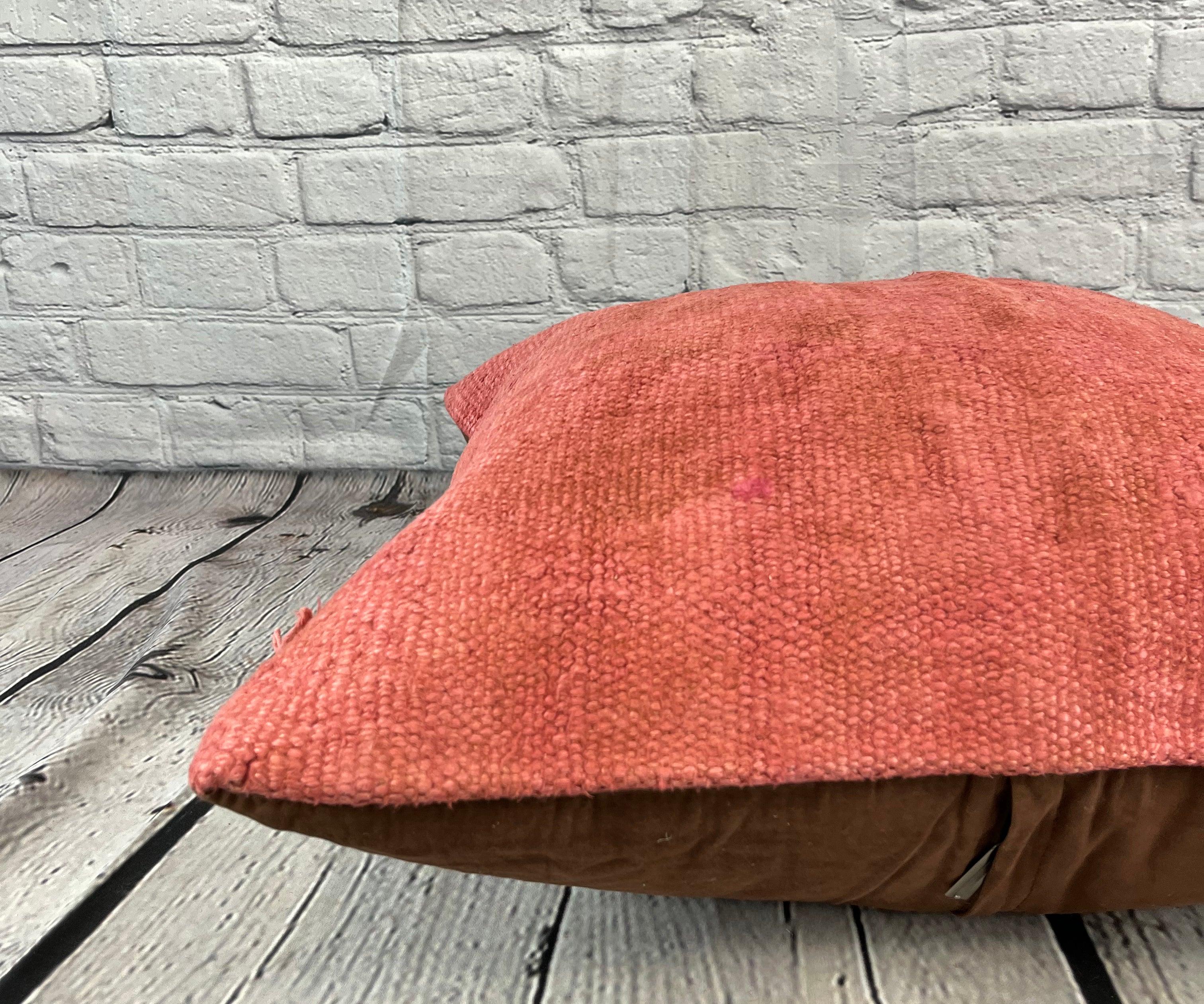 20 x 20 Hemp Türkisches Kissen, natürliches rosa-rotes Kissen, Kissen-Kissenbezug #6460 im Zustand „Neu“ im Angebot in Houston, TX