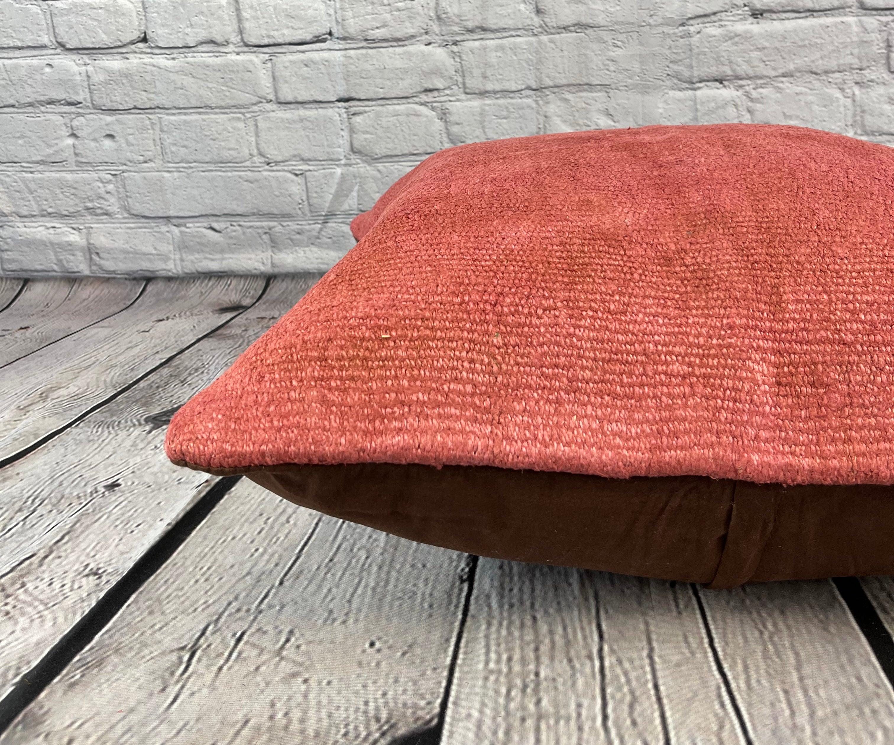 20 x 20 Hemp Türkisches Kissen, natürliches rosa-rotes Kissen, Kissen-Kissenbezug #6472 im Zustand „Neu“ im Angebot in Houston, TX