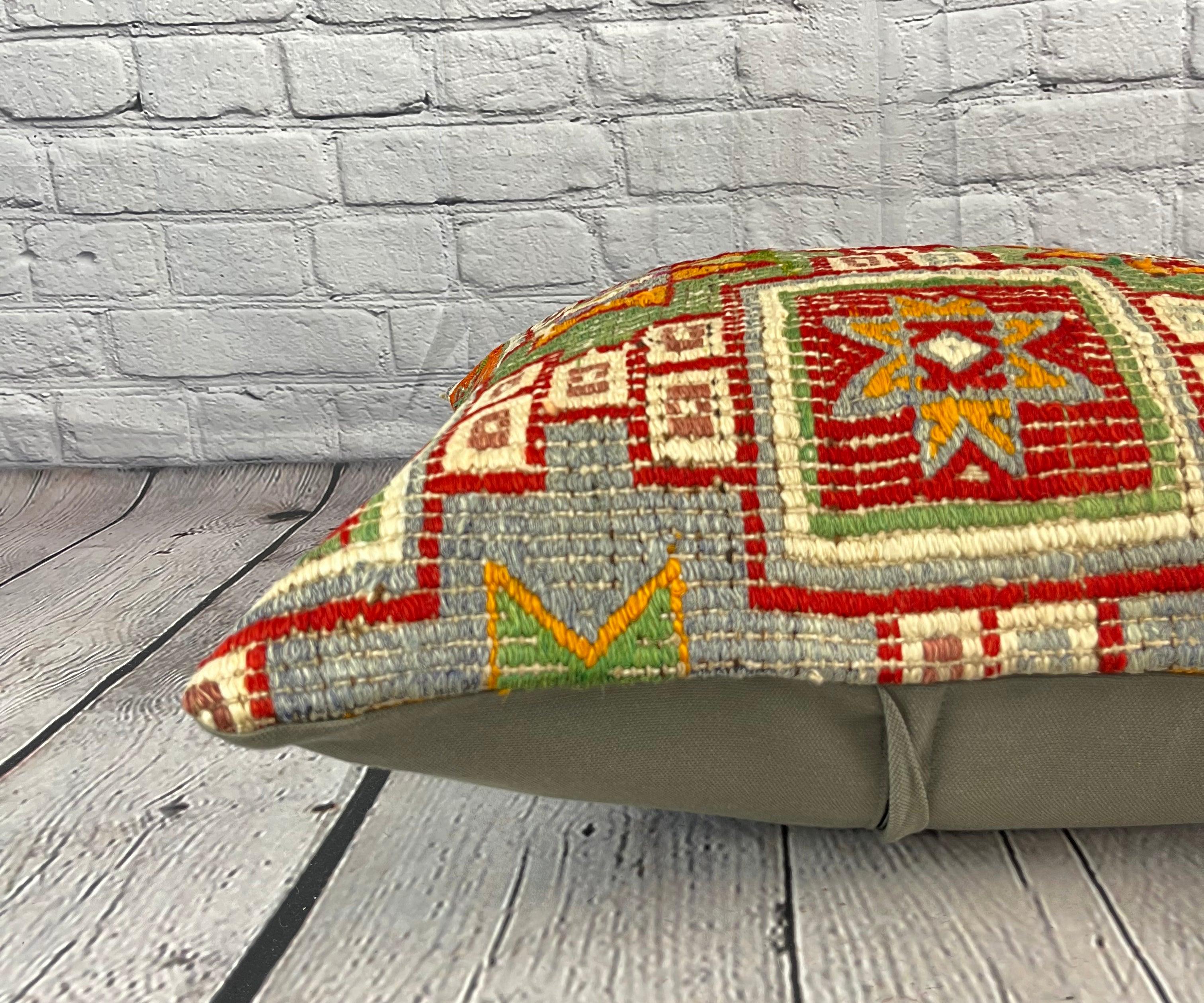 20 x 20 Kelim-Kissen Türkisches Kissen, natürliches Grünes Kissen, Kissenbezug #6784 im Zustand „Neu“ im Angebot in Houston, TX