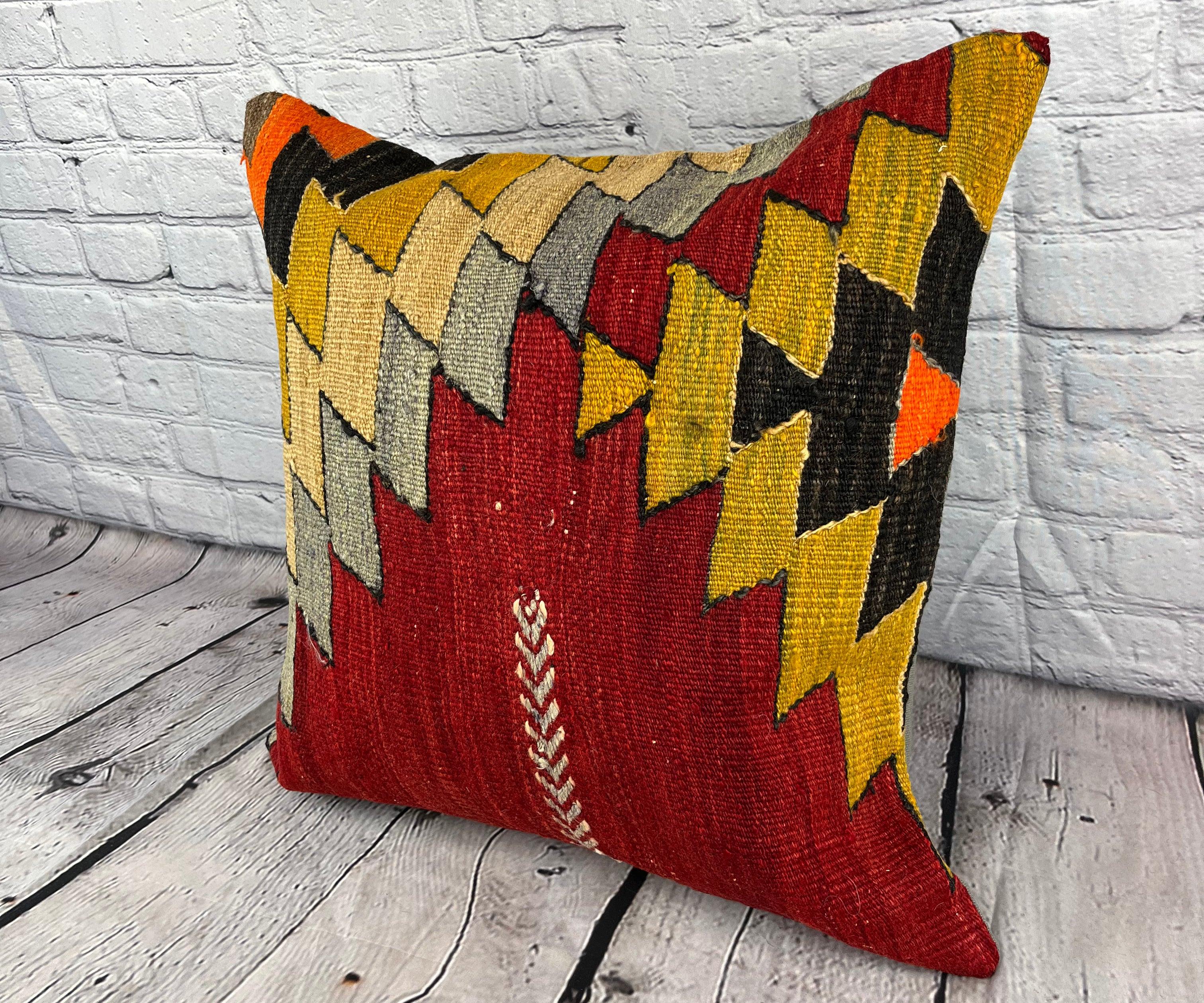 20 x 20 Cuscino Kilim Cuscino Turco Nature Rosso Copricuscino #6819 Migliora l'arredamento della tua casa con il nostro Cuscino Kilim Turco. Questo squisito copricuscino, meticolosamente tessuto a mano, dona un tocco di eleganza e di eredità