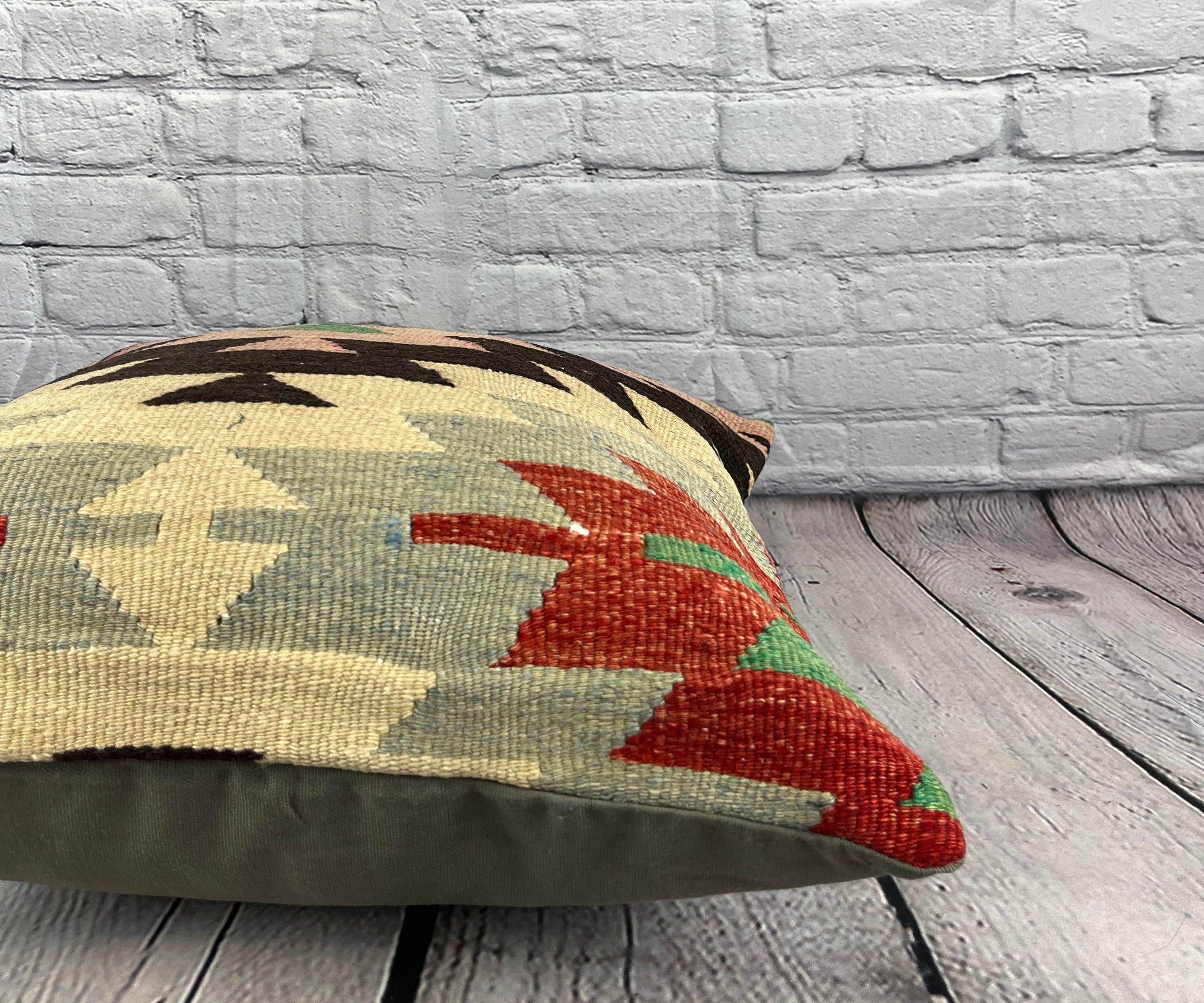 20 x 20 Cojín Turco Kilim Verde Natural Negro Funda de Cojín #6771 en Nuevo estado para la venta en Houston, TX