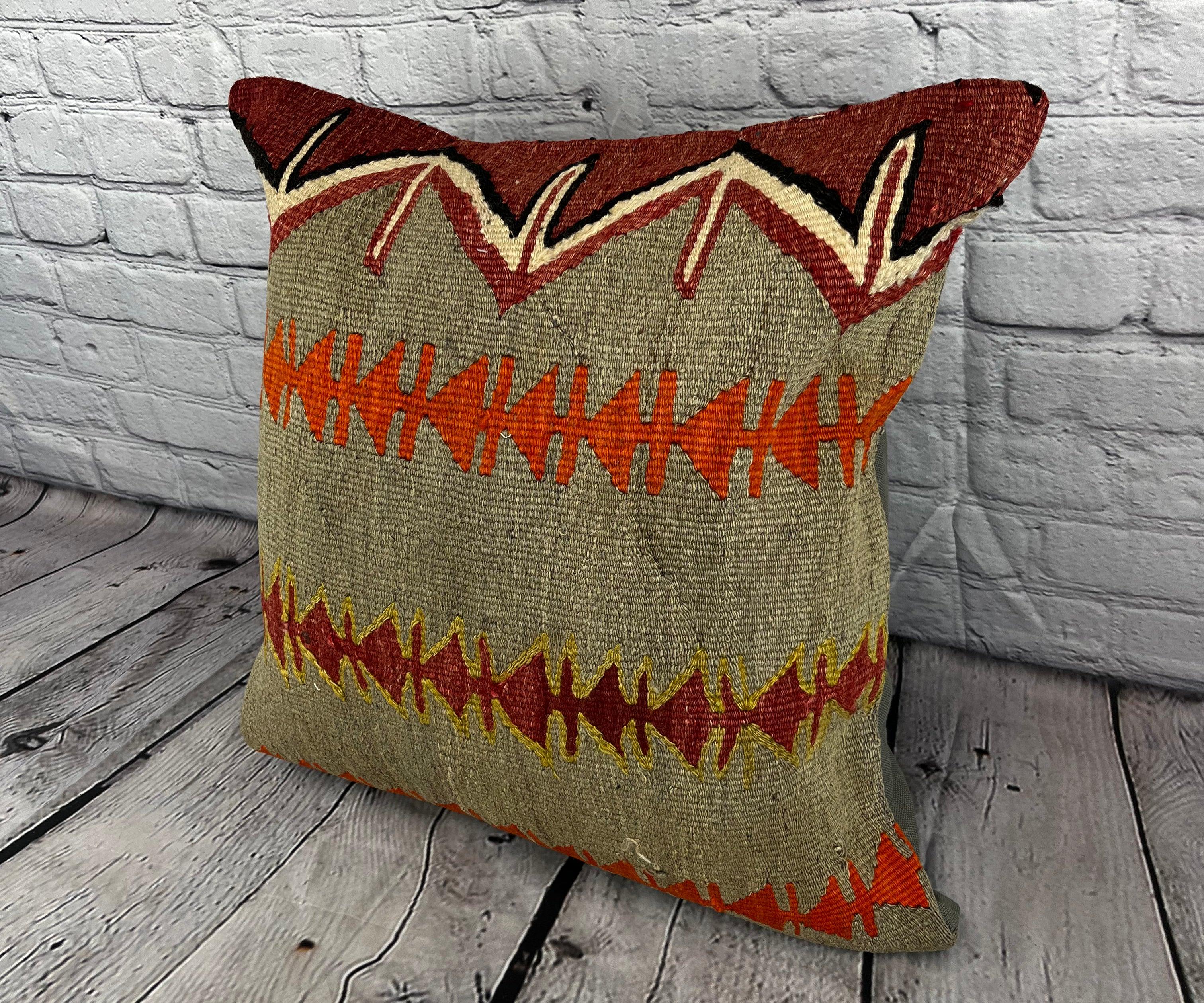 20 x 20 Cojín Kilim Cojín Turco Cojín Verde Moderno Natural Funda de Cojín #6742 Mejora la decoración de tu casa con nuestro cojín Kilim Cojín Kilim Turco. Esta exquisita funda de almohada, meticulosamente tejida a mano, aporta un toque de elegancia