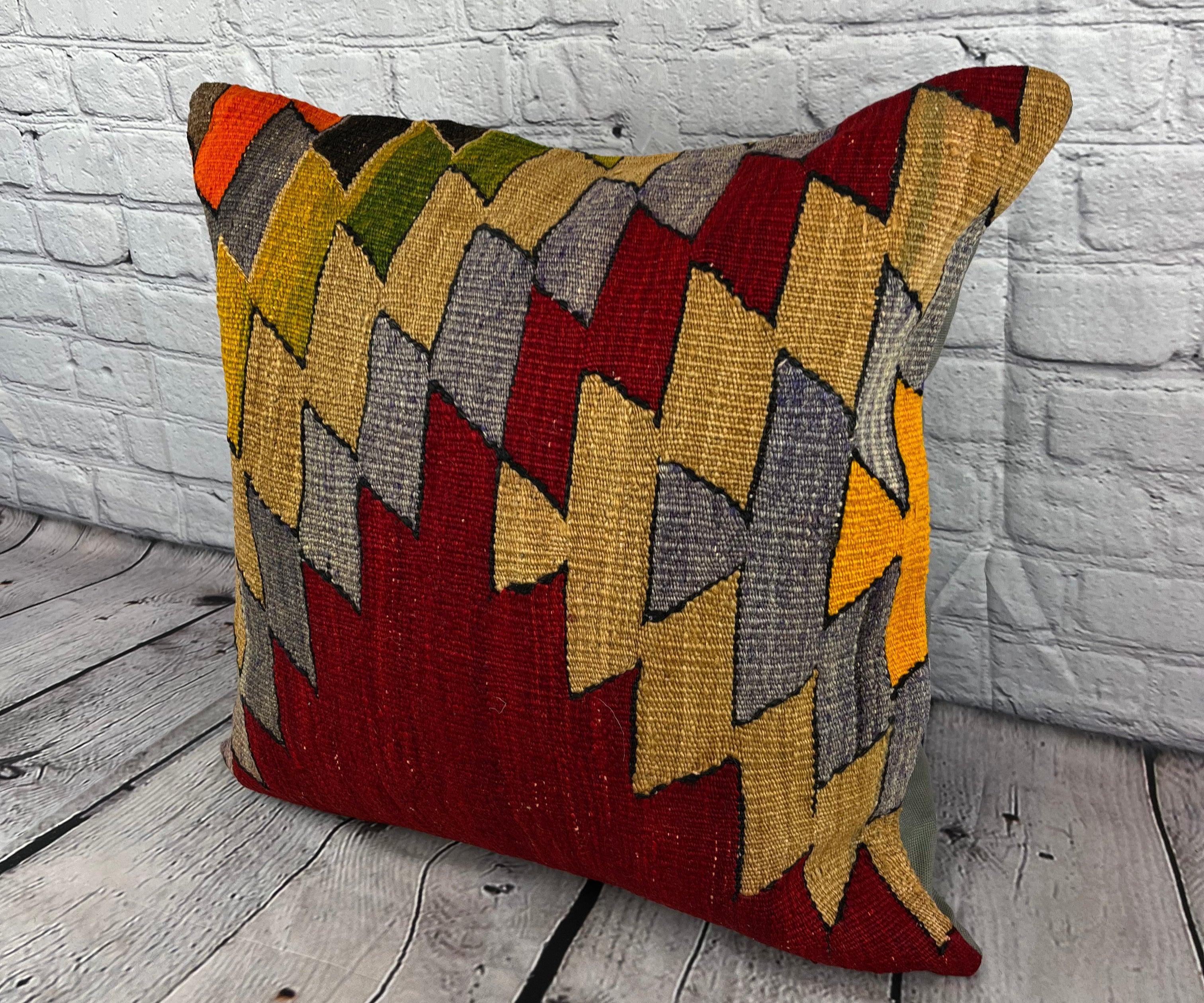 20 x 20 Kilim Kissen Türkisches Kissen Natürliches Rotes Grünes Kissen Kissenbezug #6728 Verschönern Sie Ihr Zuhause mit unserem Kilim-Kissen Türkisches Kilim-Kissen. Dieser exquisite, sorgfältig handgewebte Kissenbezug bringt einen Hauch von