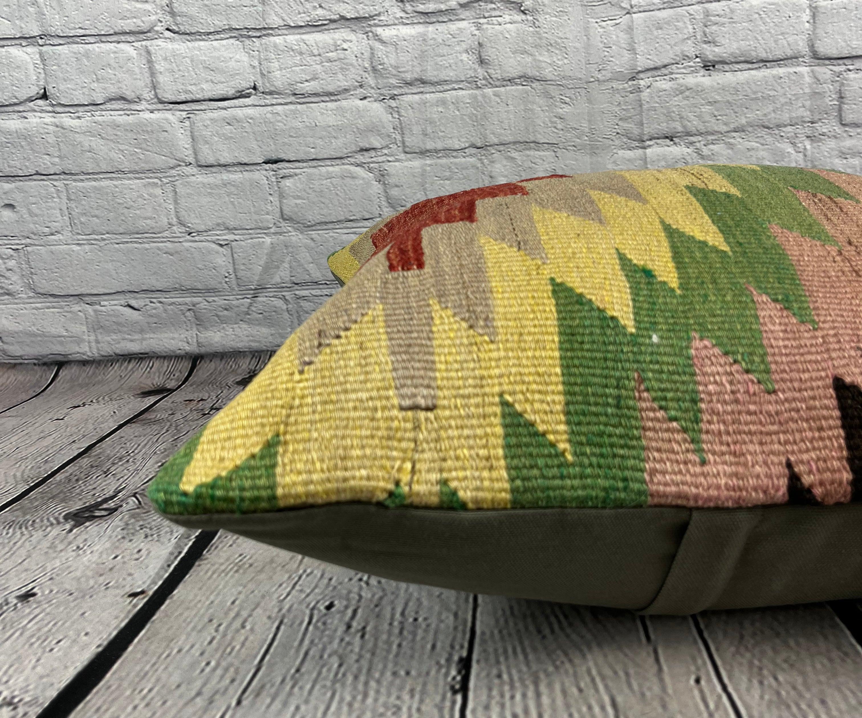 20 x 20 Kilim Turkish Cushion Natural Wood Land Pillow Cushion Cover #6737 In New Condition For Sale In Houston, TX