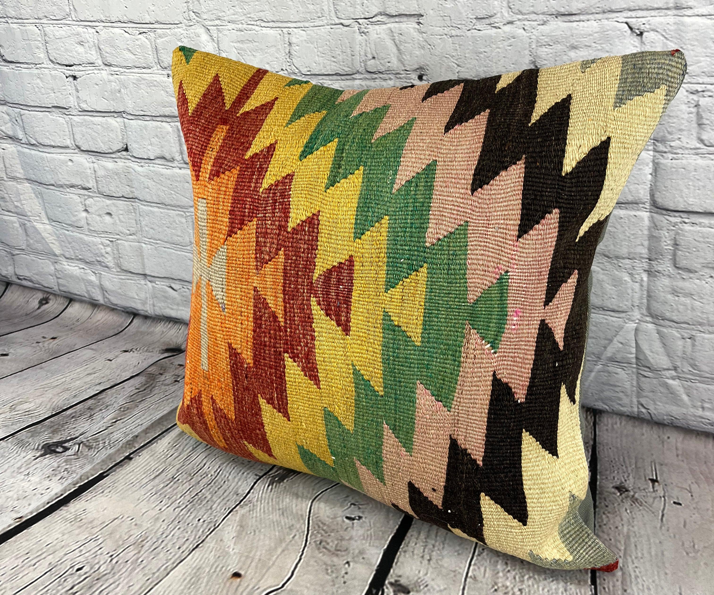 20 x 20 Kilim Pillow Turkish Cushion Natural Yellow Green Pillow Cushion Cover #6794 Enhance your home decor with our Kilim Pillow Turkish Kilim Cushion. This exquisite pillow cover, meticulously handwoven, brings a touch of elegance and cultural
