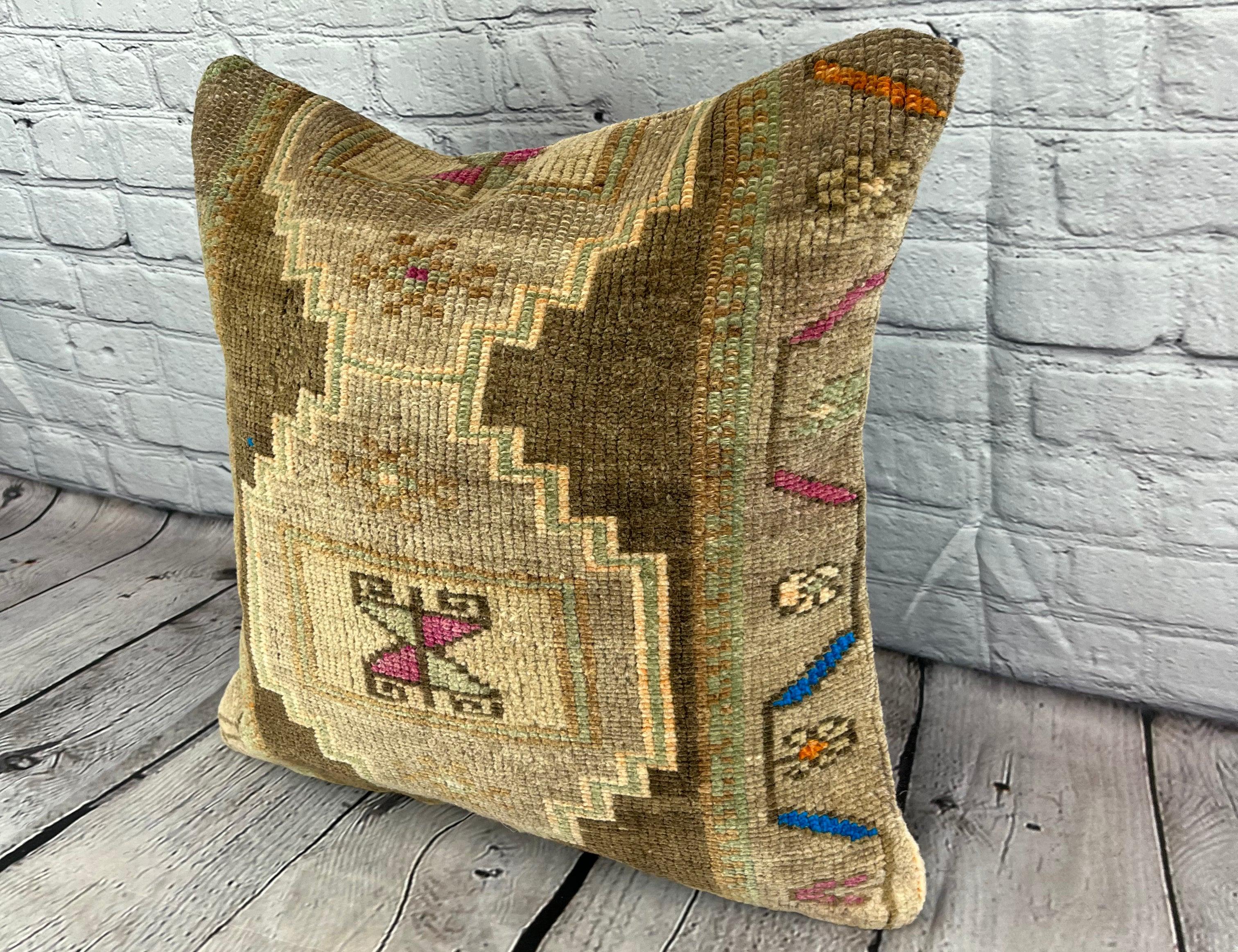 20 x 20 Cojín Almohada Almohada Turca Capadocian Dreamy Funda de Cojín #7410 Mejora la decoración de tu hogar con nuestro cojín Almohada Almohada Turca. Esta exquisita funda de almohada, meticulosamente tejida a mano, aporta un toque de elegancia y