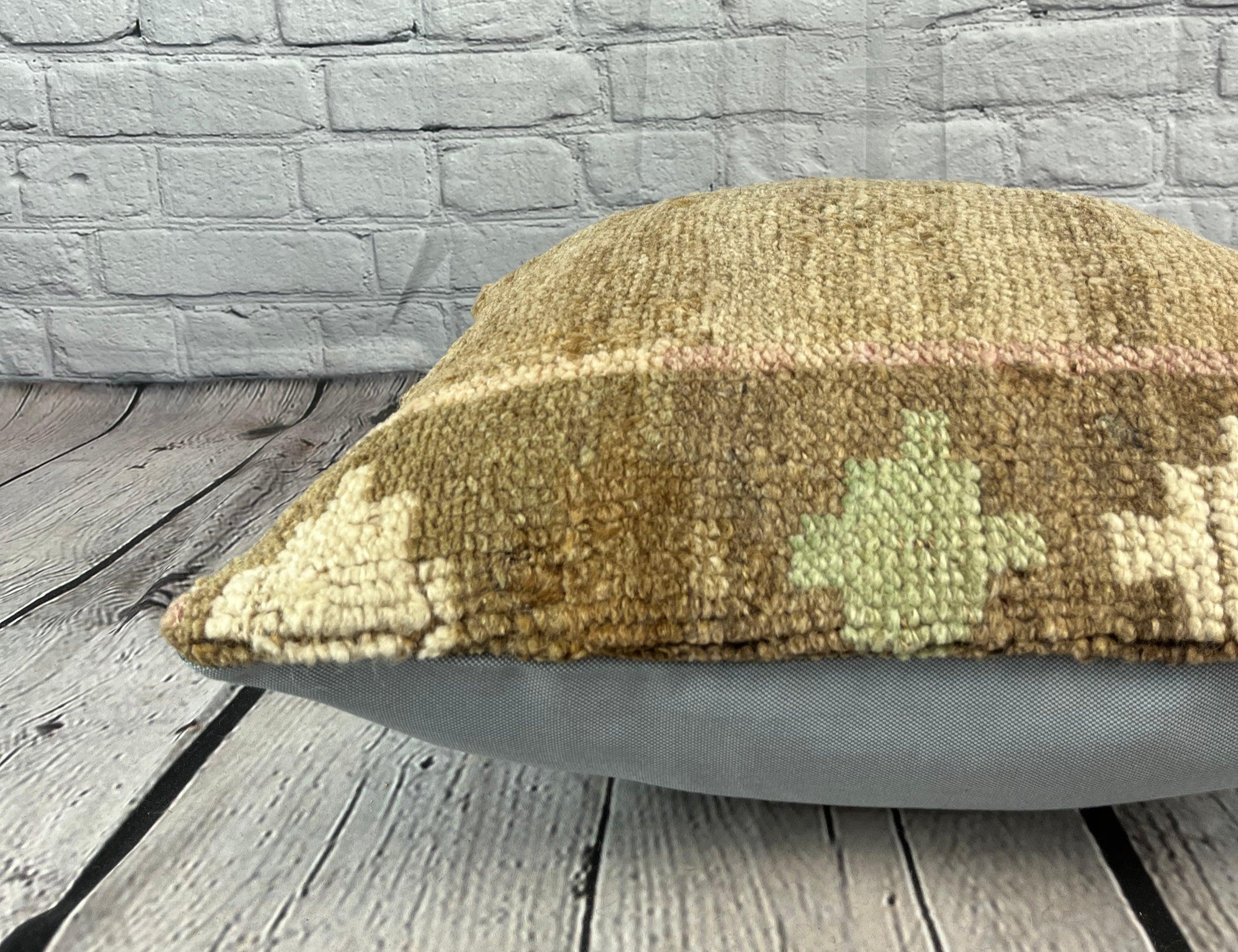 20 x 20 Coussin Tapis Enchanted Echo Coussin Turc Housse de Coussin #7365 Neuf - En vente à Houston, TX