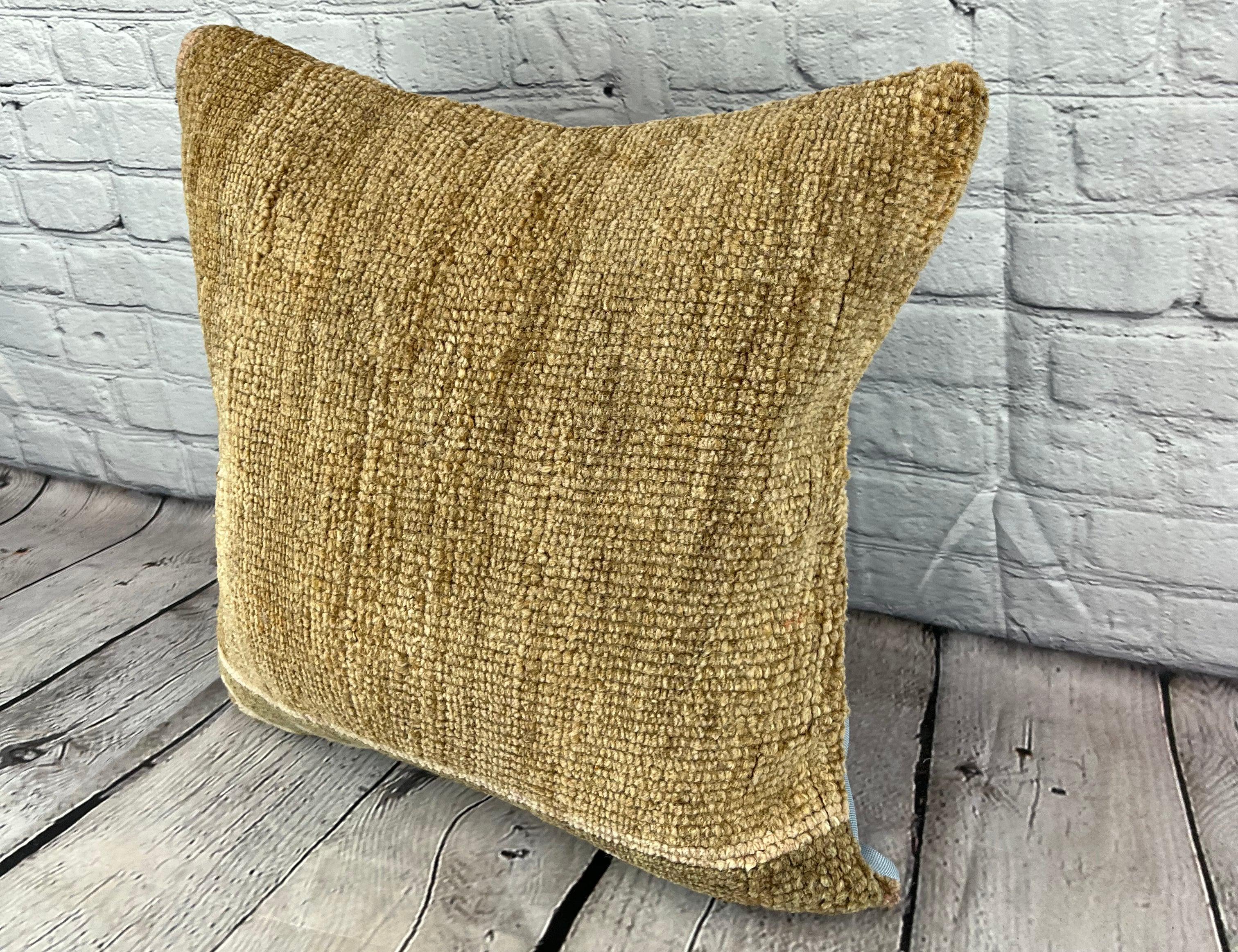 20 x 20 Cuscino Tappeto Opalino Twilight Cuscino Turco Copricuscino #7364 Migliora l'arredamento della tua casa con il nostro Cuscino Tappeto Turco. Questo squisito copricuscino, meticolosamente tessuto a mano, dona un tocco di eleganza e di eredità