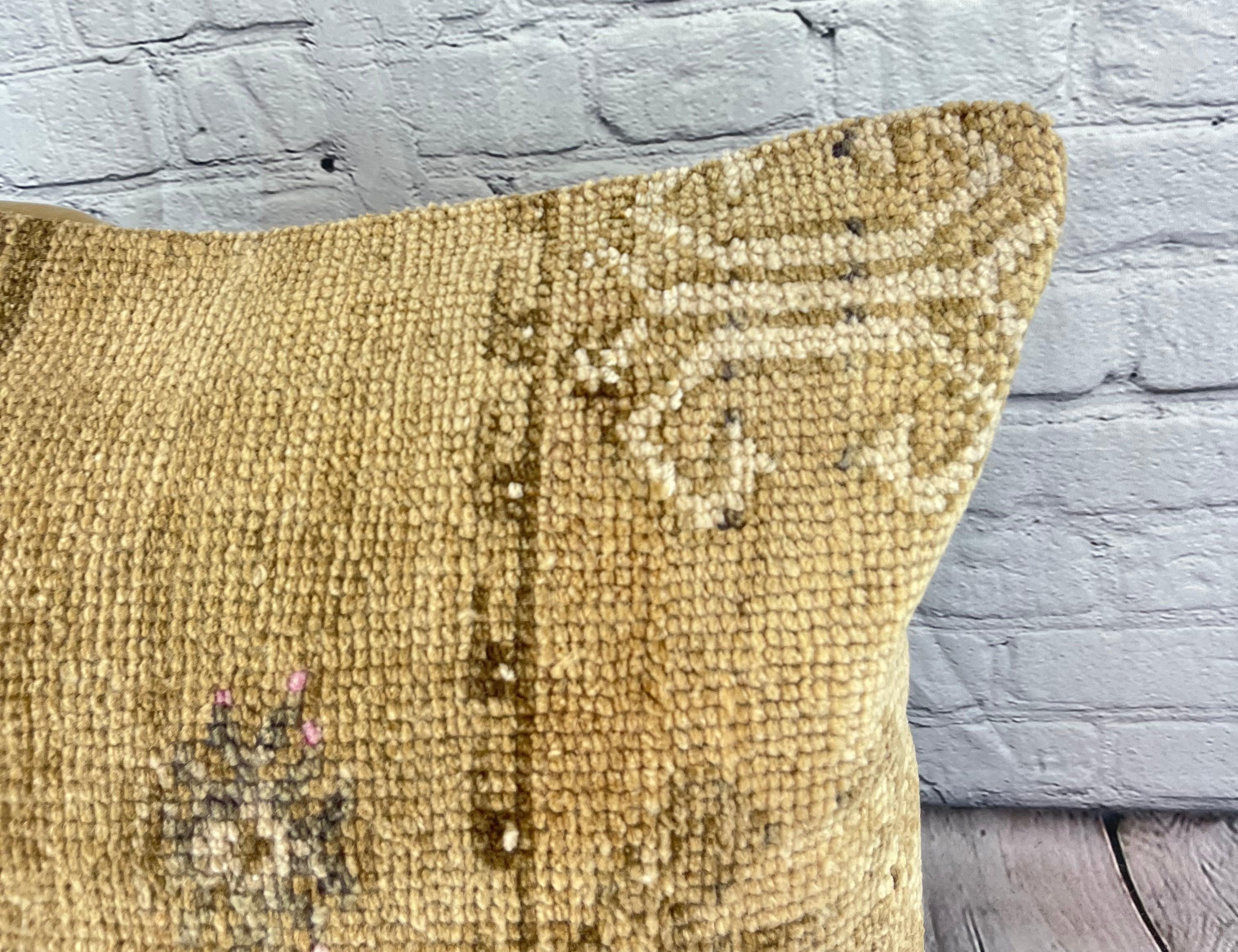 Hand-Knotted 20 x 20 Rug Pillow Radiant Oasis Turkish Pillow Cushion Cover #7617 For Sale