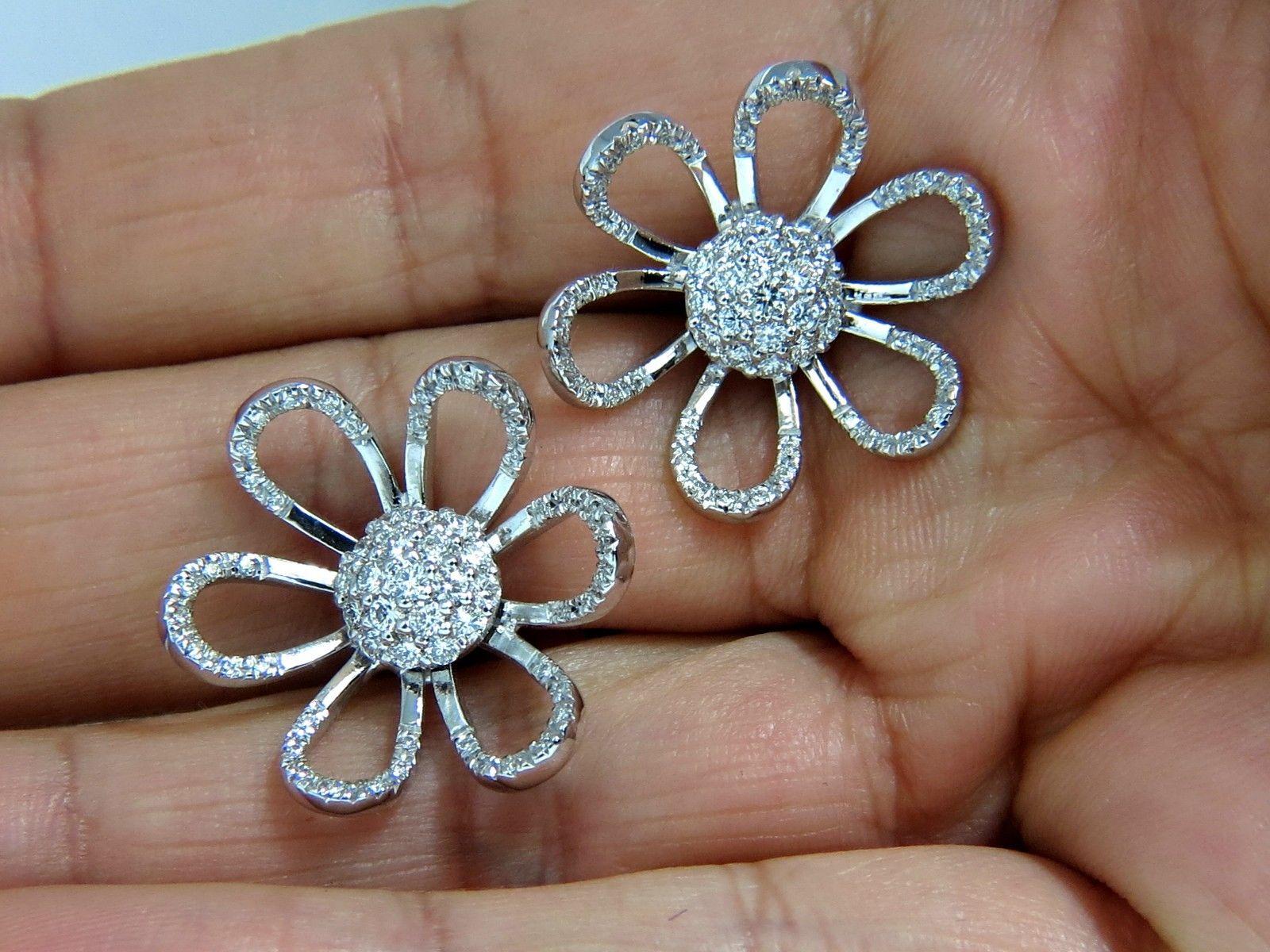 2.00 Carat 18 Karat 3D Raised Petal Cluster Dome Flower Deco Diamonds Earrings For Sale 1