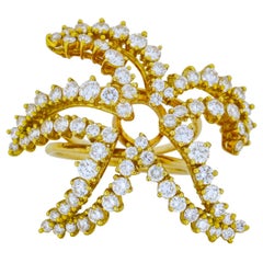 2.00 Carat 18 Karat Yellow Gold Diamond Starfish Fashion Statement Ring