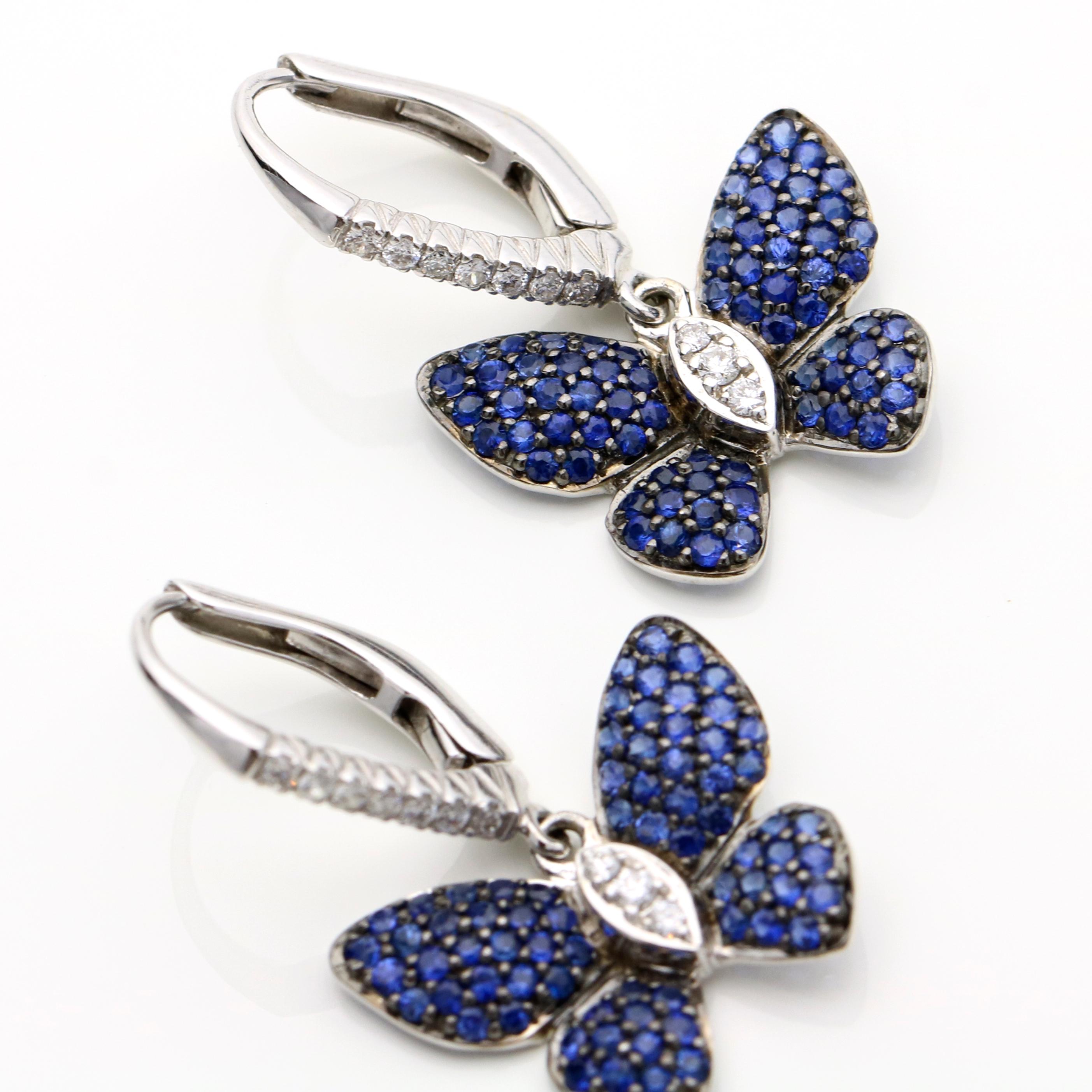 2.00 Carat 18 Karat White Gold Sapphire Diamond Butterfly Lever-Back Earrings im Zustand „Hervorragend“ in Fort Lauderdale, FL
