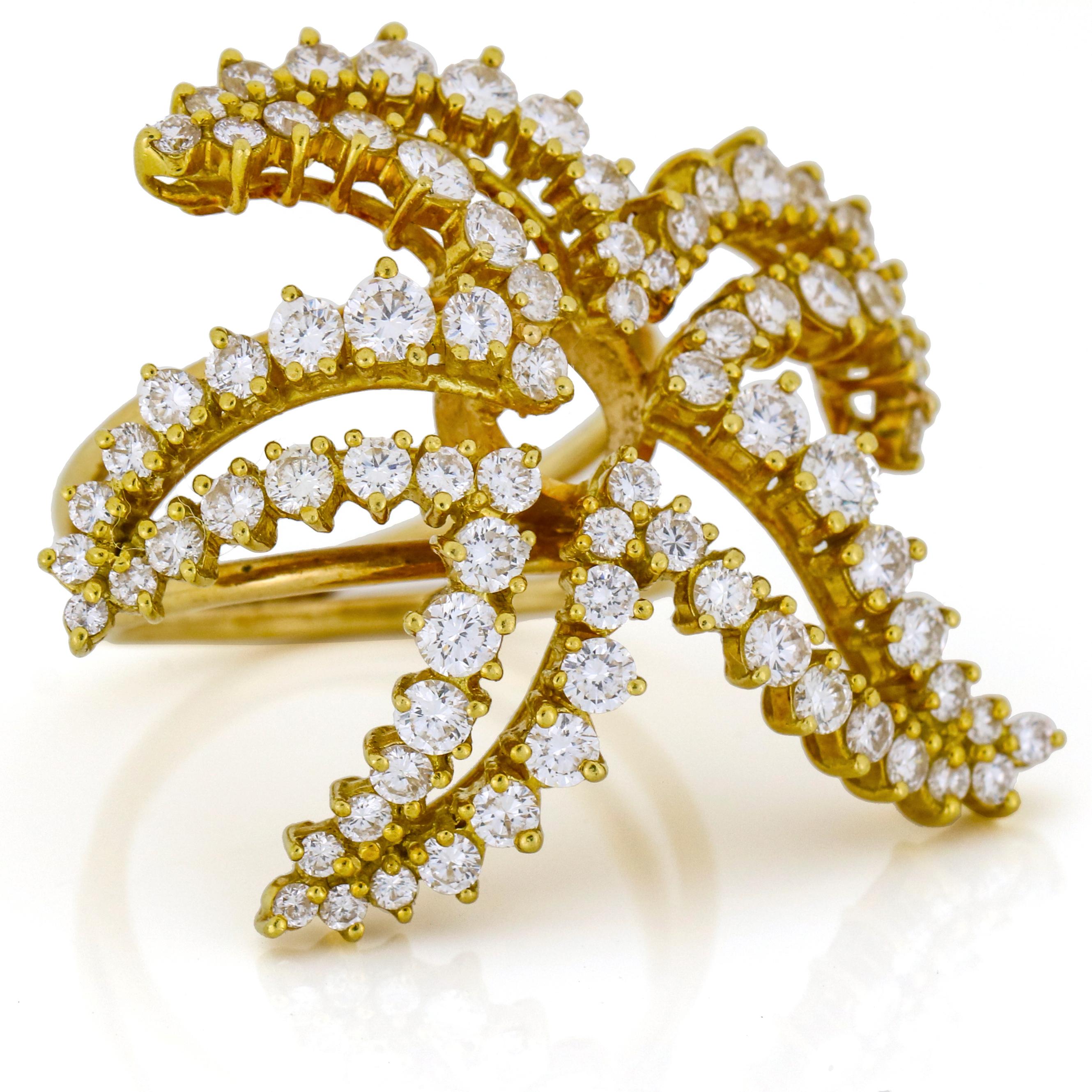 Contemporary 2.00 Carat 18 Karat Yellow Gold Diamond Starfish Fashion Statement Ring For Sale