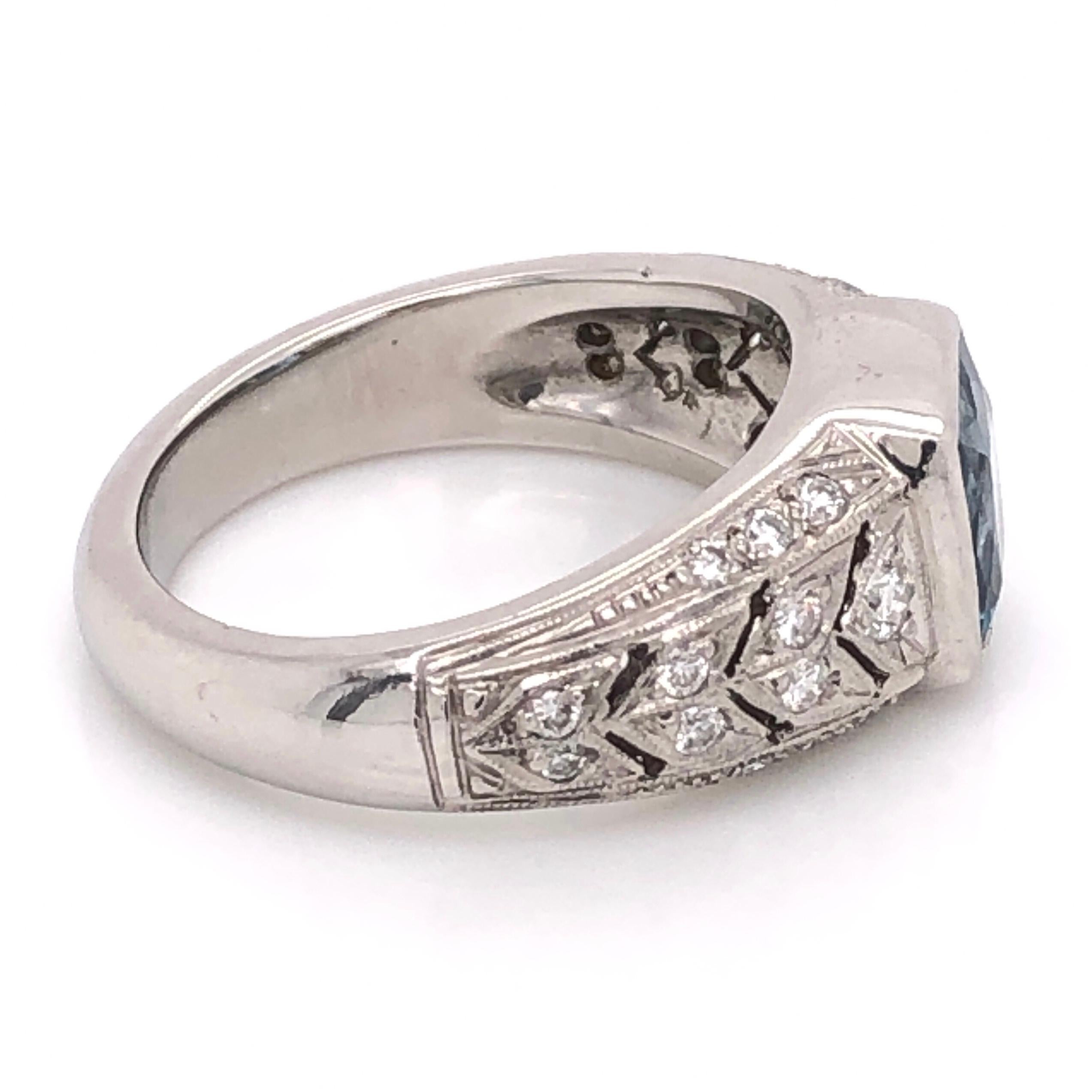 2 Carat Aquamarine Diamond Platinum Designer James Fine Ring Estate Fine Jewelry In Excellent Condition In Montreal, QC