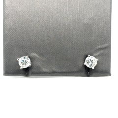 Orecchini a bottone in oro bianco 14k con diamanti taglio brillante rotondo da 2,00 ct