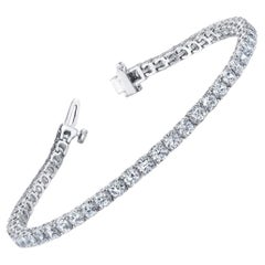 2.25 Carat Classic Diamond Tennis Bracelet 14K White E-F VS1-VS2