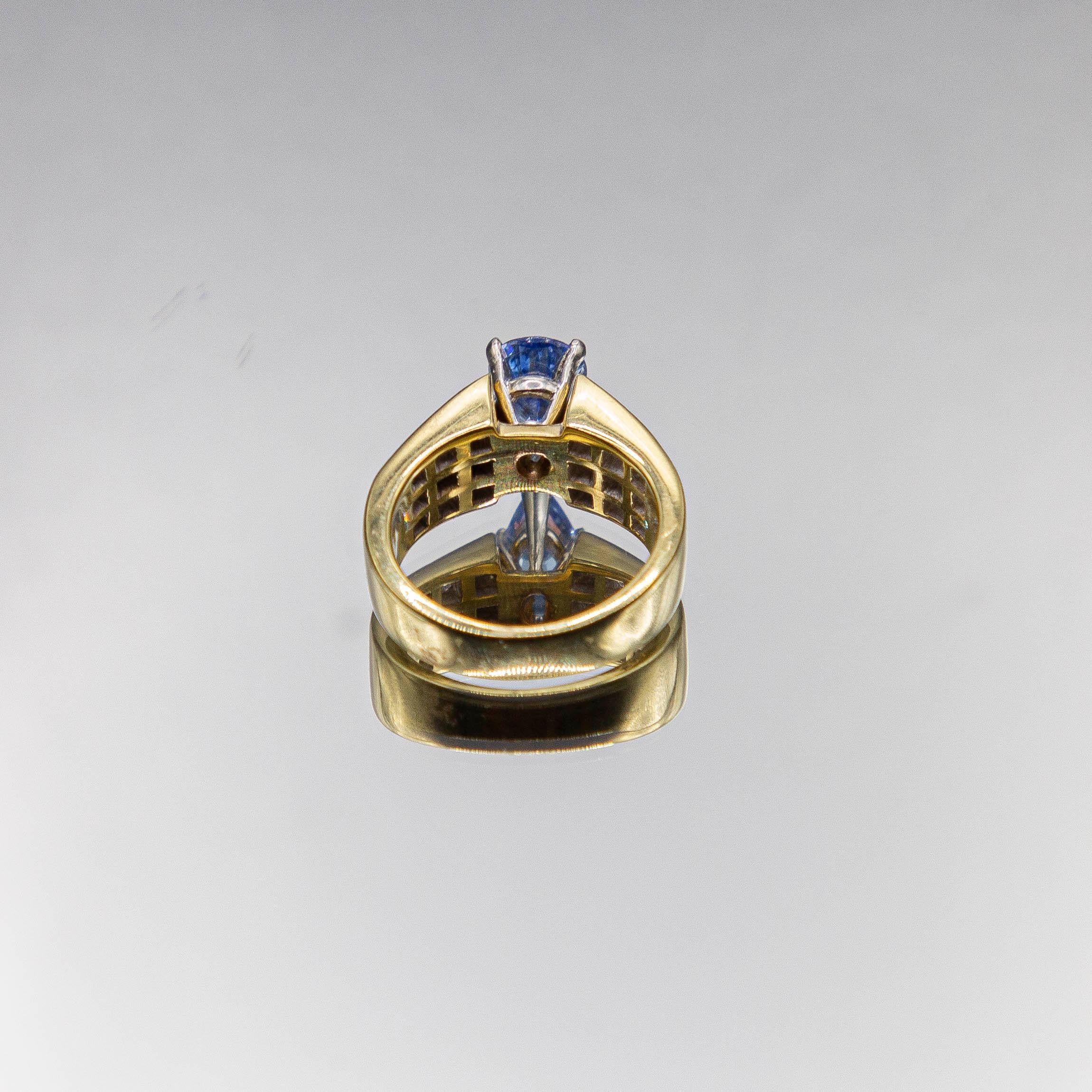 Women's 2.00 Carat Cornflower Blue Ceylon Sapphire/ 1.50cts. Diamonds/ 18K Plat Ring For Sale