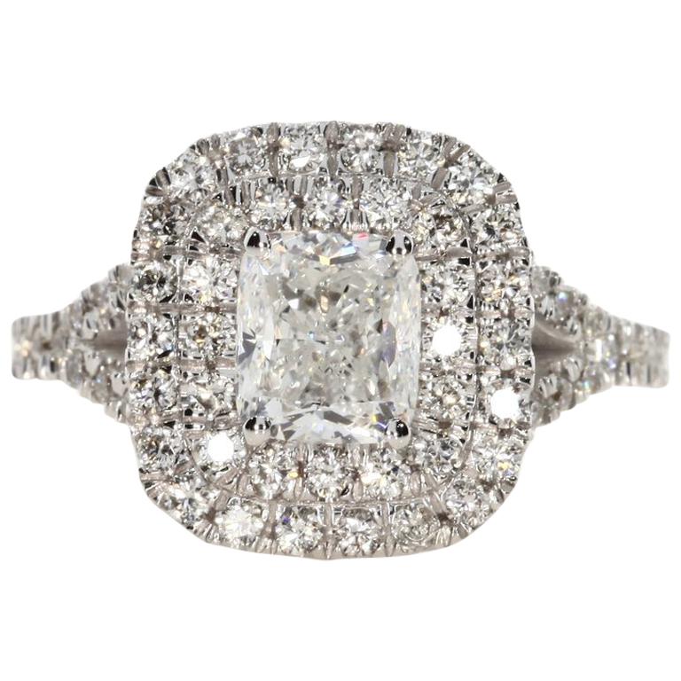 2.00 Carat Cushion Cut Diamond Engagement Ring For Sale