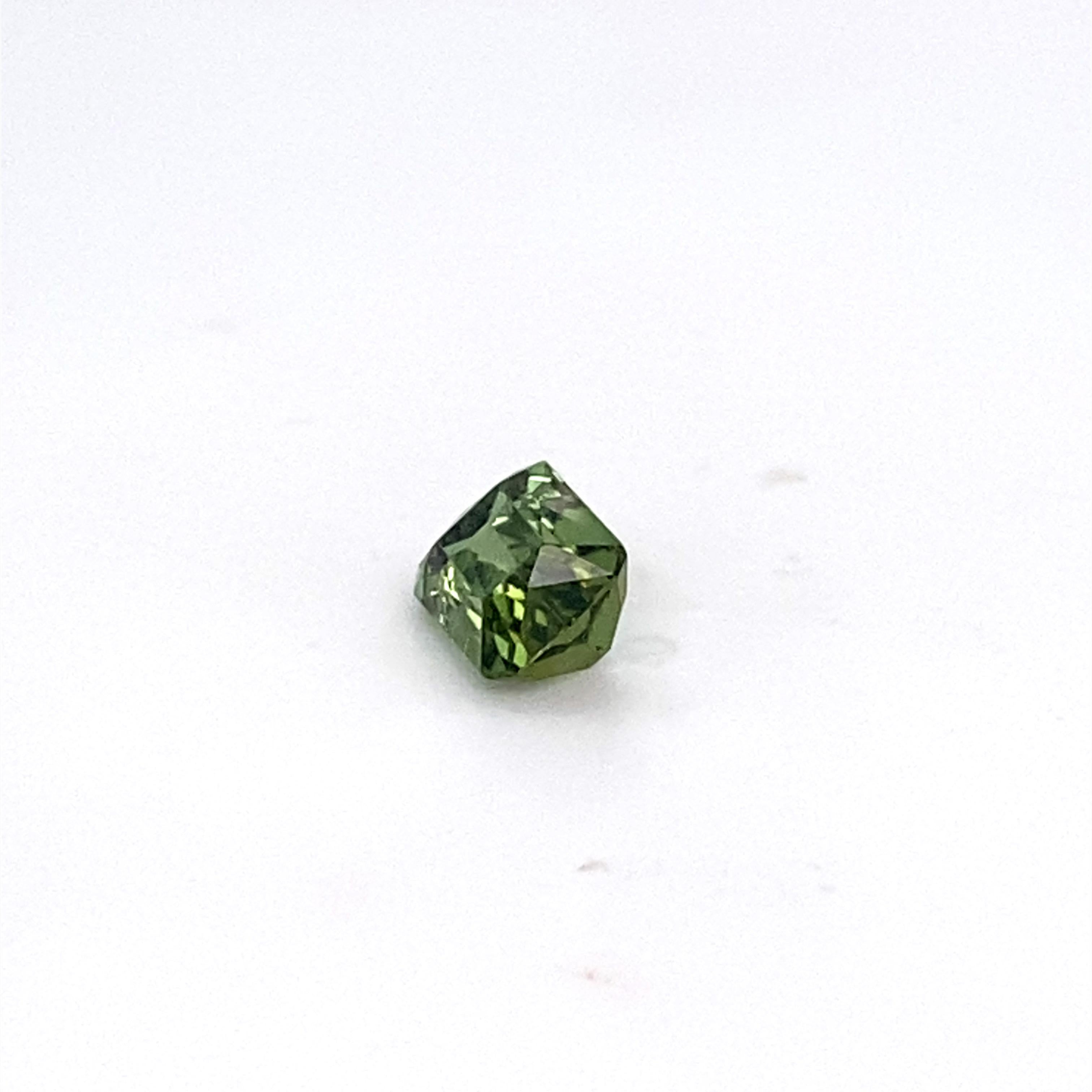 2,00 Carati Taglio Cuscino Tormalina Verde Gemma Sciolta in vendita 8