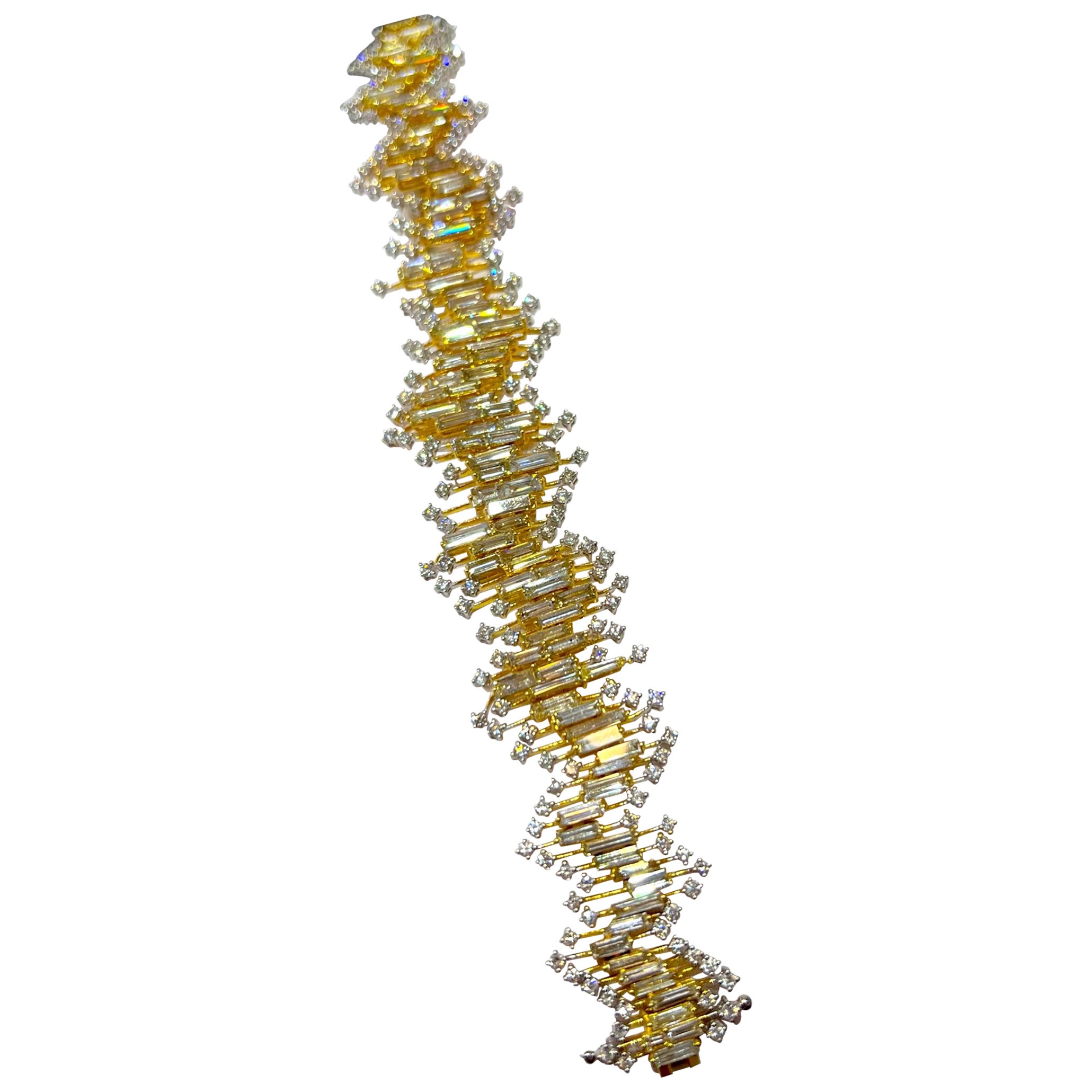 Bracelet en or jaune et blanc avec diamants baguettes et diamants ronds de 20,0 carats en vente