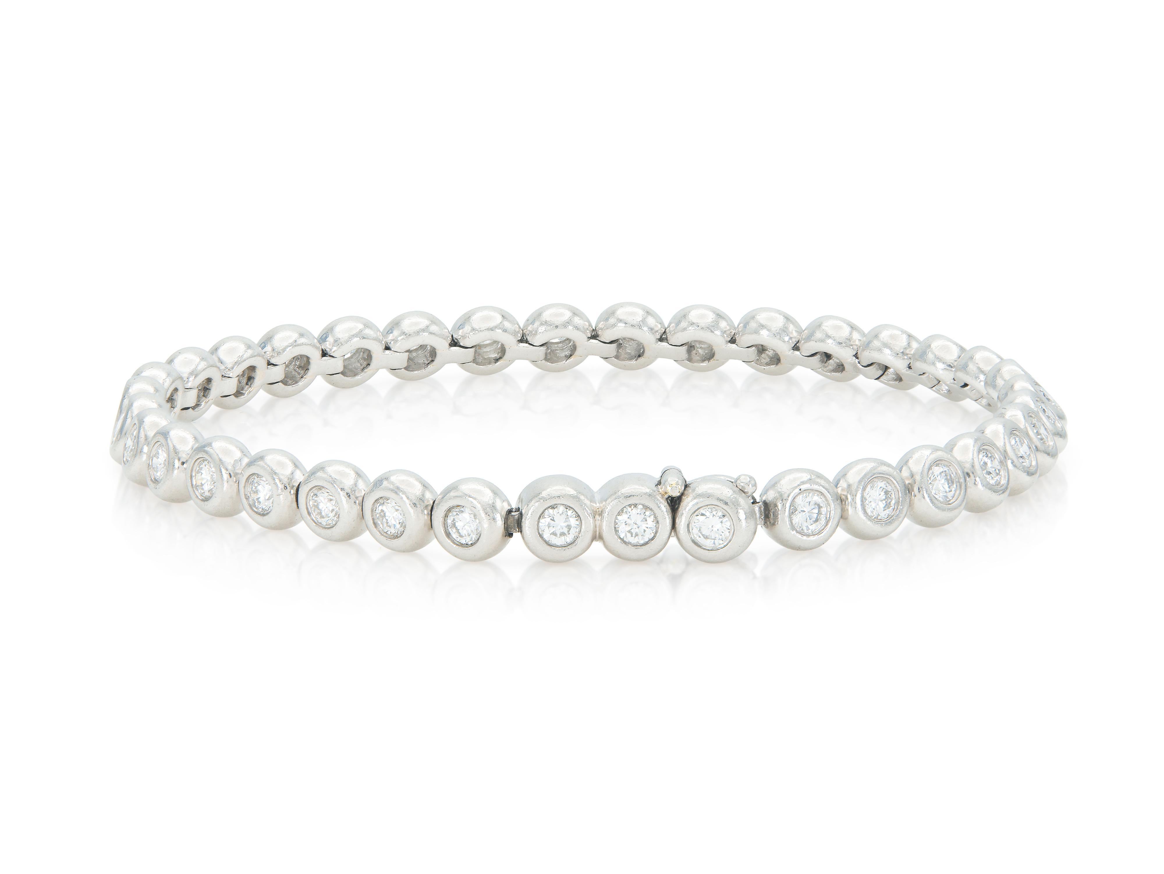 Pulsera de tenis engastada con bisel de diamantes de 2,00 quilates Corte redondo en venta