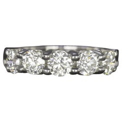 Alianza de boda de cinco piedras con diamantes de 2,00 quilates en oro blanco de 14k