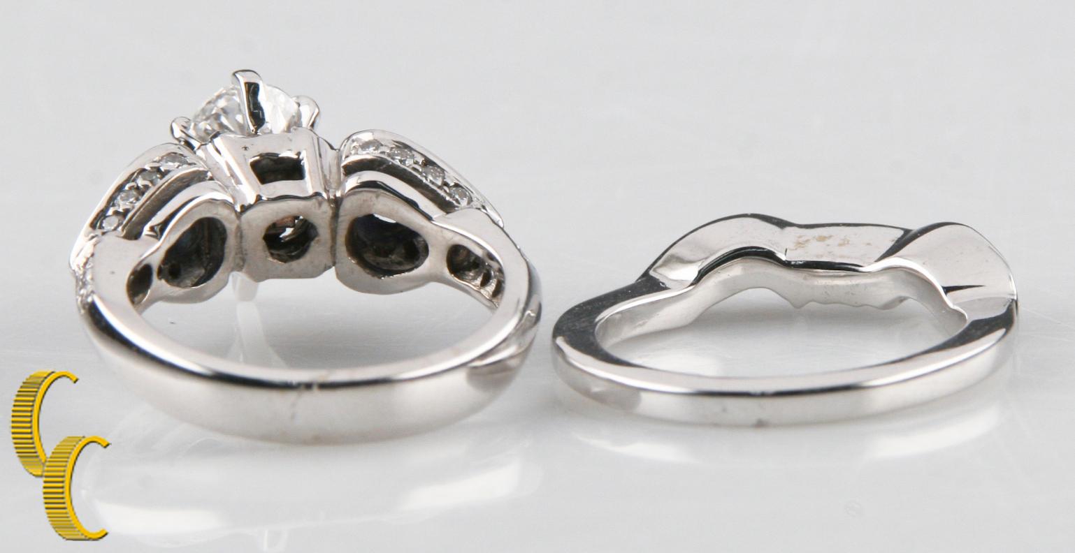 Pear Cut 2.00 Carat Diamond and Sapphire 18 Karat White Gold Wedding Ring Set For Sale