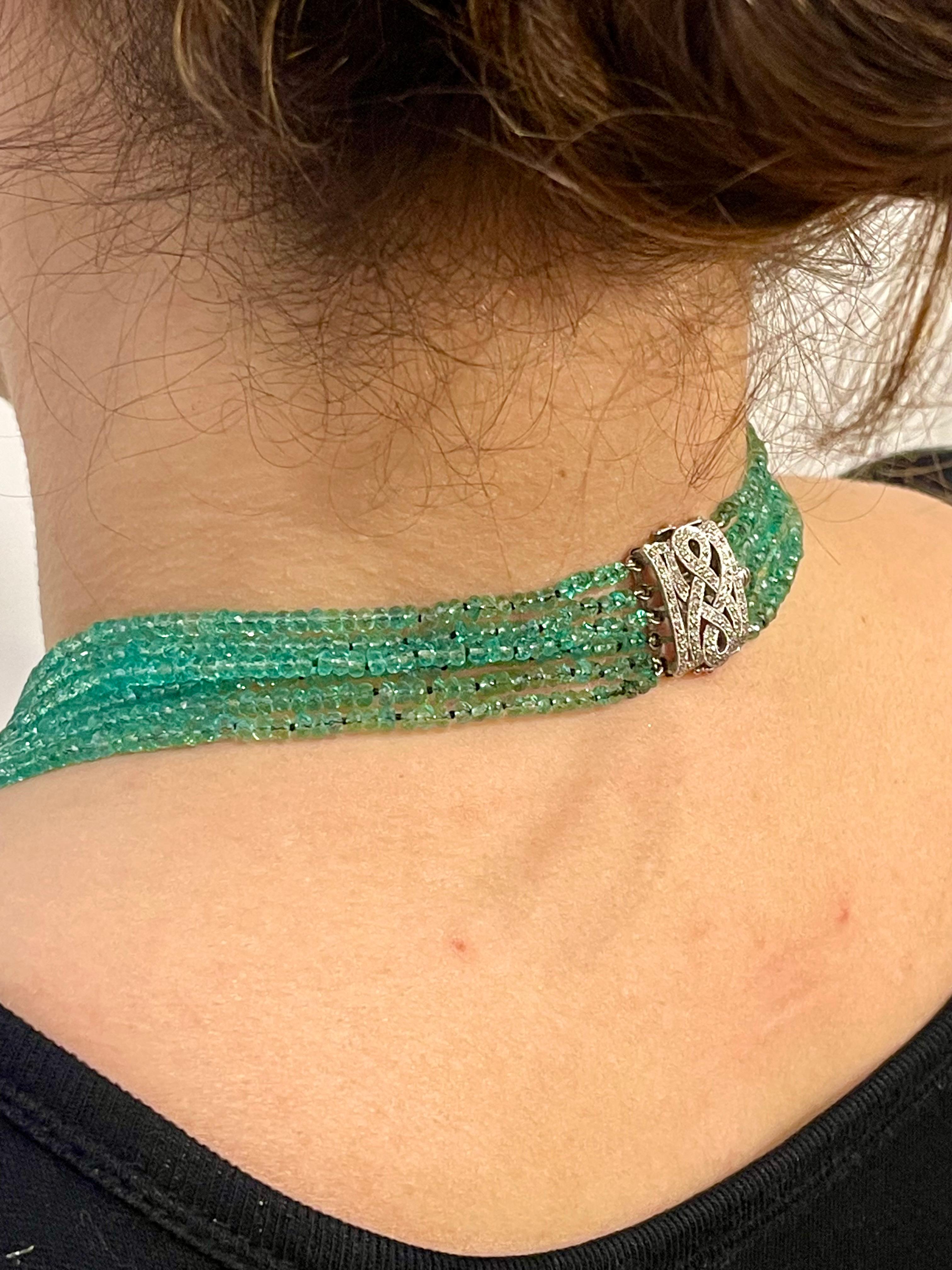 200 Carat Emerald Beads 7 Line Necklace with Diamond Clasp 18 Karat Yellow Gold 2