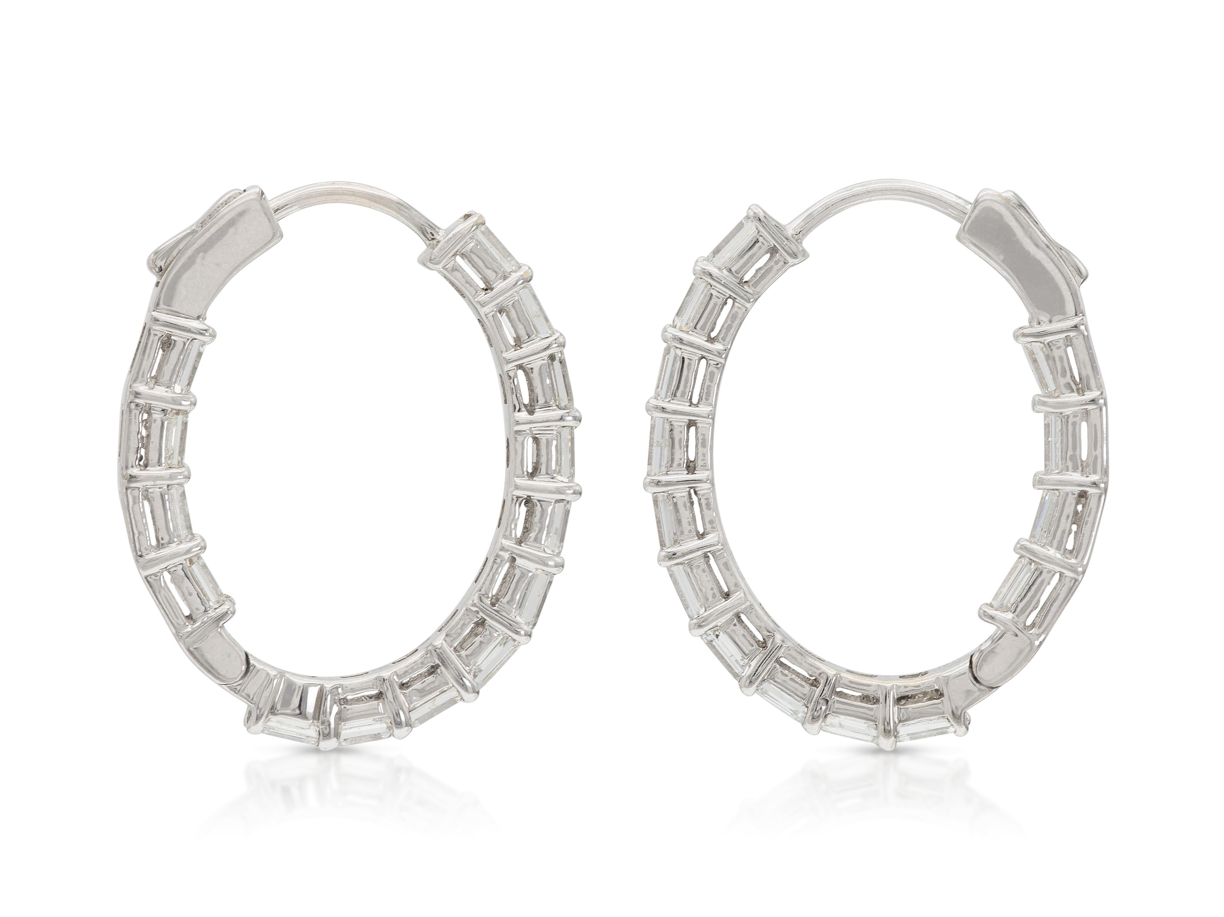 2.00 Carat Emerald Cut Diamond Oval Hoop Earrings In Good Condition For Sale In New York, NY