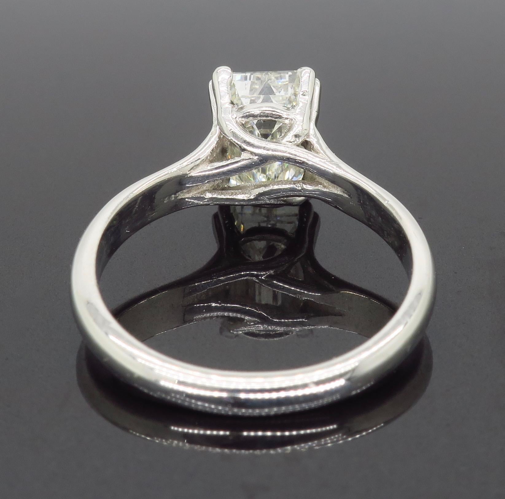 2.00 Carat Emerald Cut Diamond Solitaire Engagement Ring in Platinum In Excellent Condition In Webster, NY