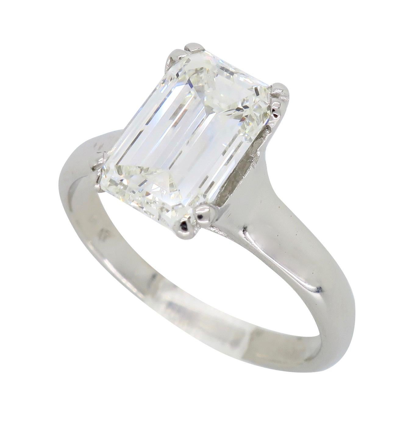 2.00 Carat Emerald Cut Diamond Solitaire Engagement Ring in Platinum 2