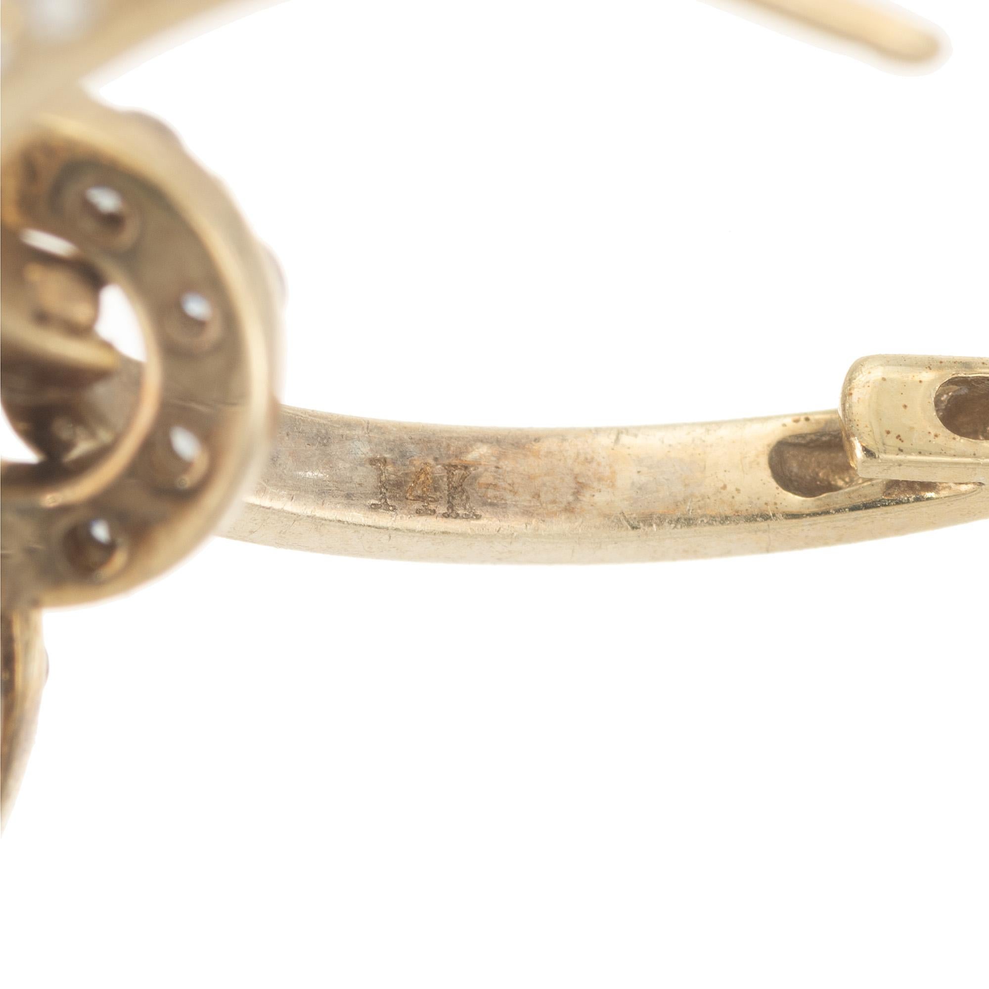 Donna Orecchini Huggie in oro con diamante smeraldo da 2,00 carati in vendita