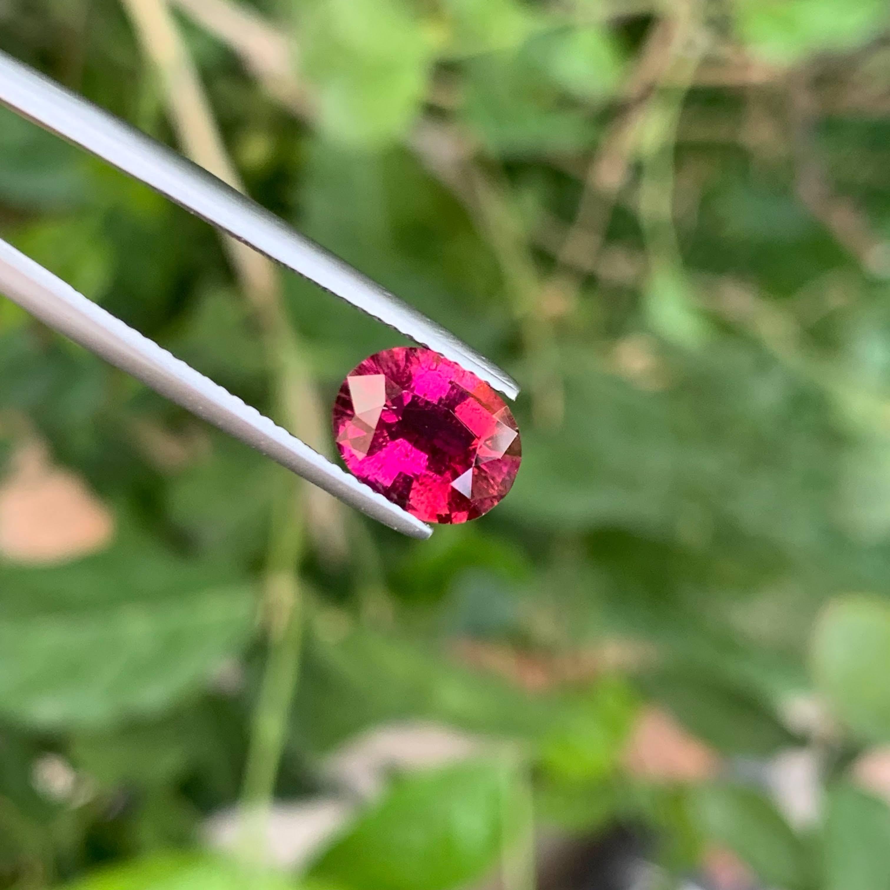 Modern 2.00 Carat Loose Rubelite Tourmaline Stone Oval Cut Afghan Gemstone For Sale