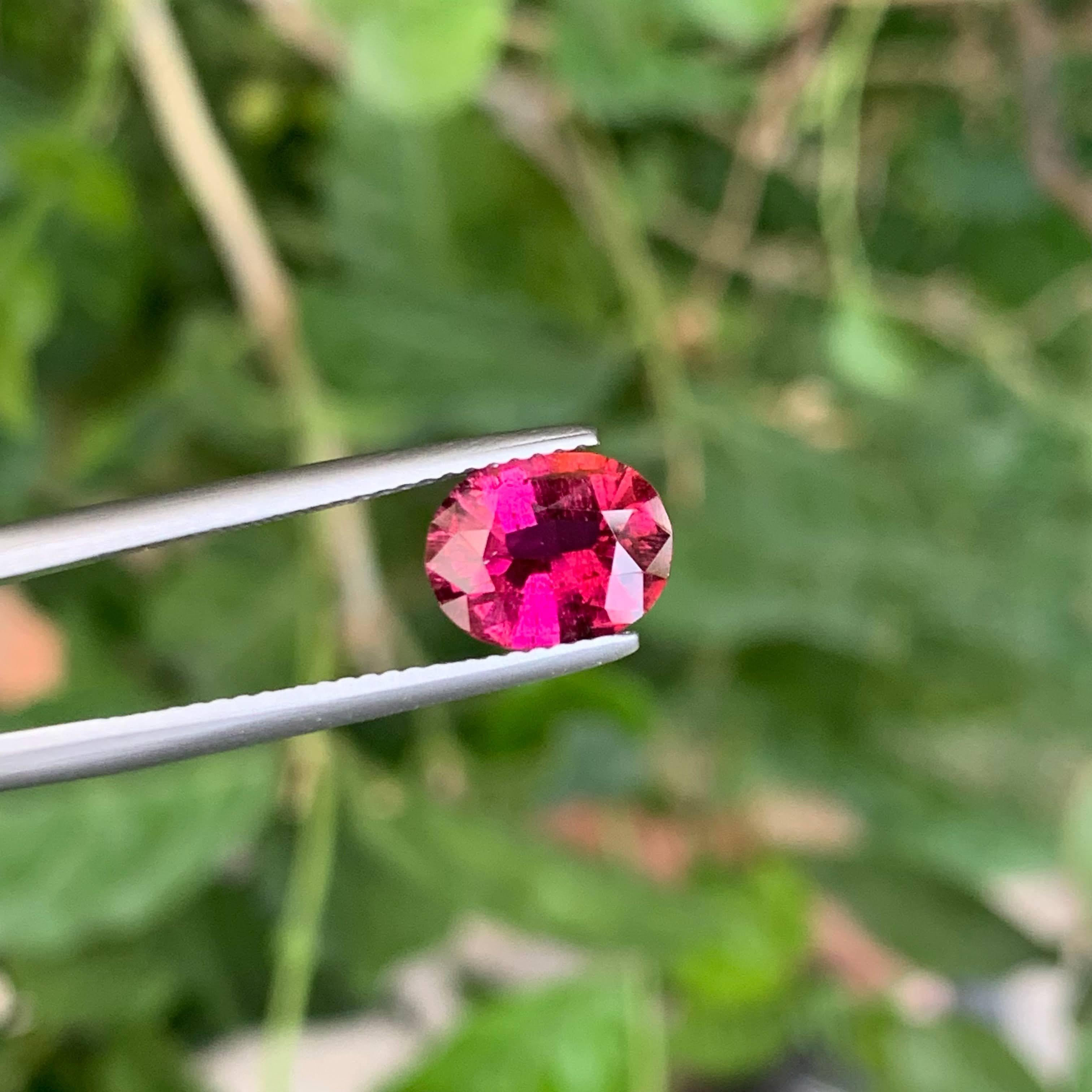 2.00 Carat Loose Rubelite Tourmaline Stone Oval Cut Afghan Gemstone In New Condition For Sale In Bangkok, TH