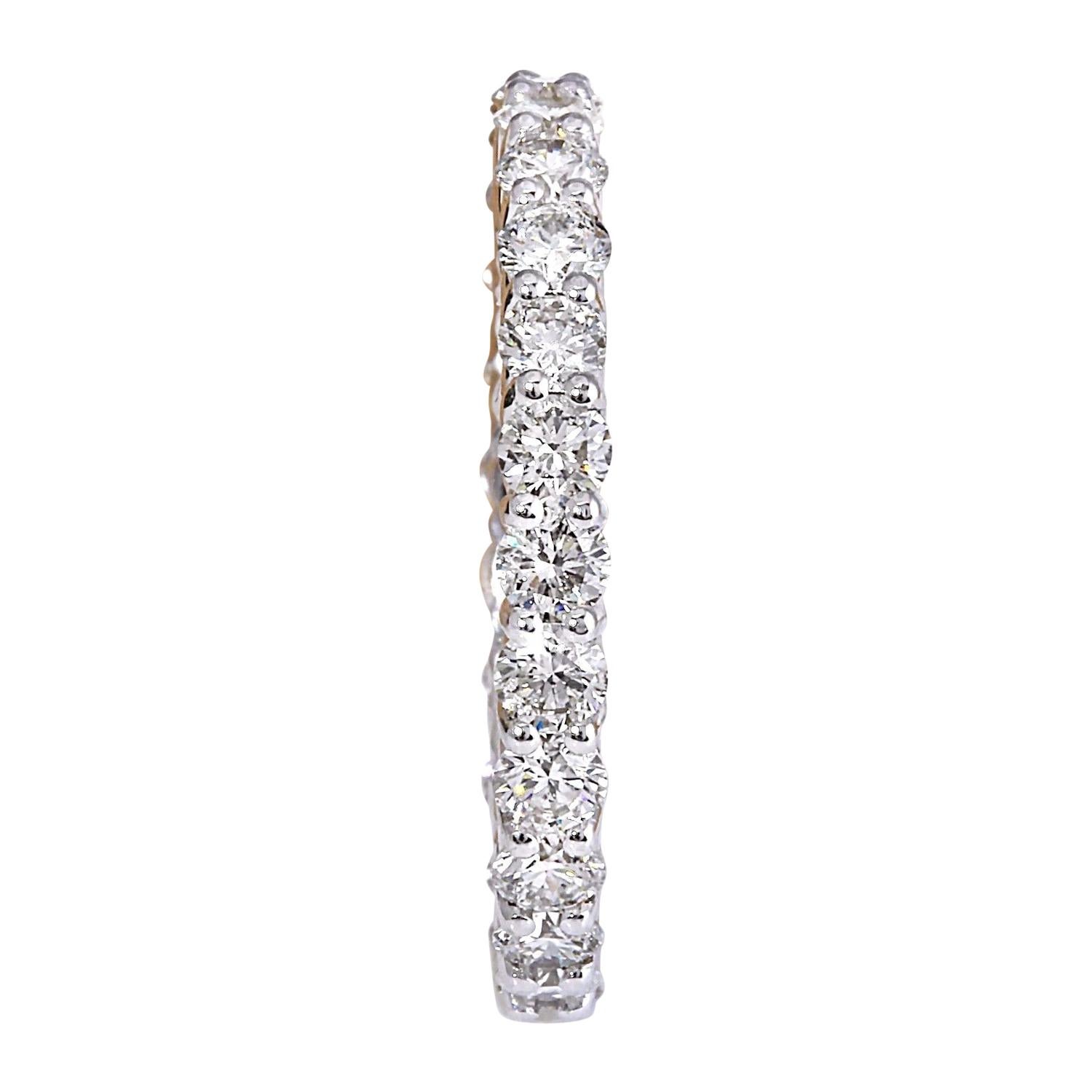Diamond Eternity Ring In 14 Karat Solid White Gold In New Condition For Sale In Los Angeles, CA