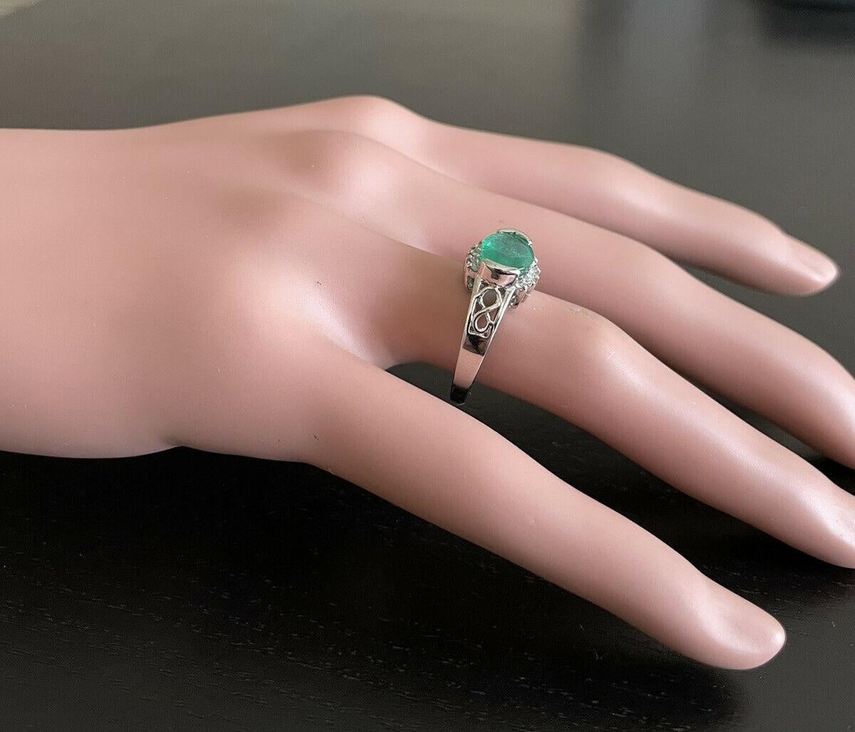 2.00 Carat Natural Emerald & Diamond 14k Solid White Gold Ring For Sale 1