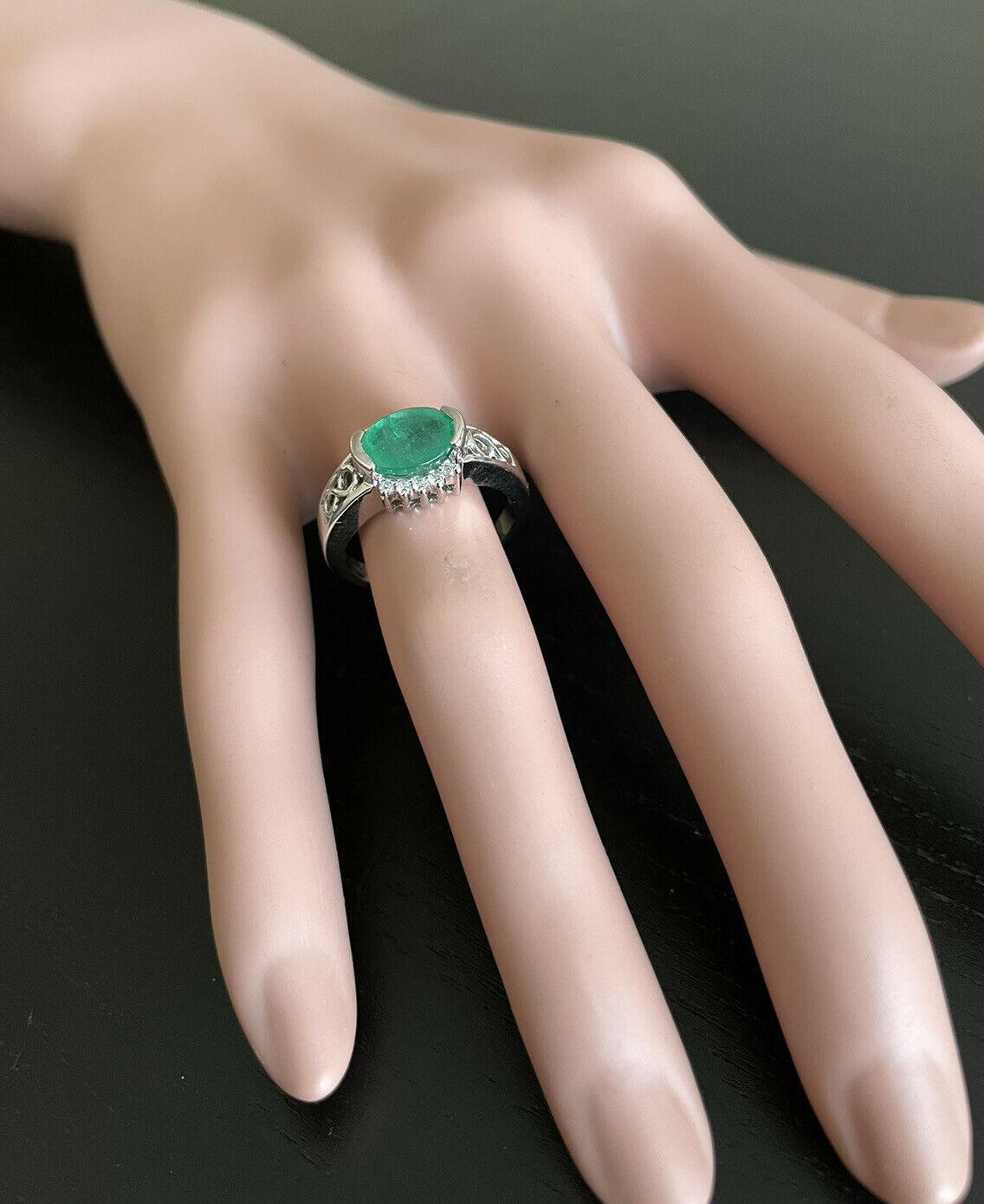 2.00 Carat Natural Emerald & Diamond 14k Solid White Gold Ring For Sale 2