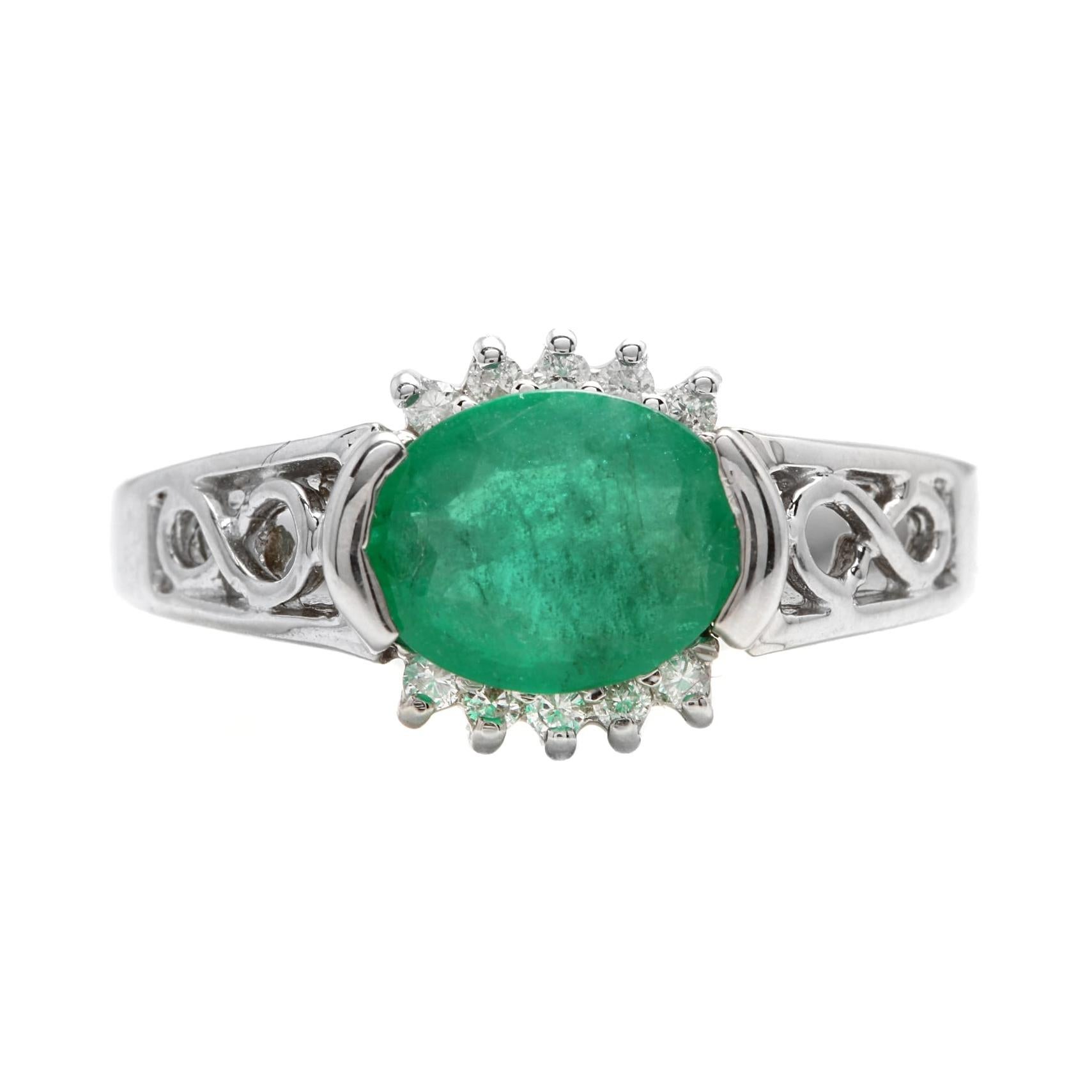 2.00 Carat Natural Emerald & Diamond 14k Solid White Gold Ring For Sale